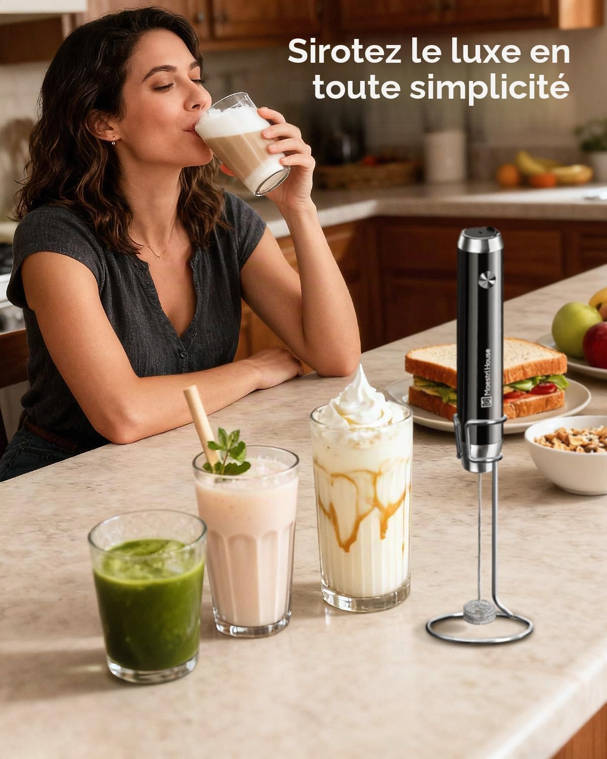 Maestri House Mousseur à Lait Électrique, Rechargeable Mousseur a Lait, Fouet en Acier Inoxydable, étanche Portable Mini Mixeur 2 fouets pour Café, Latte, Cappuccino, Matcha, Lunafro (avec Support)