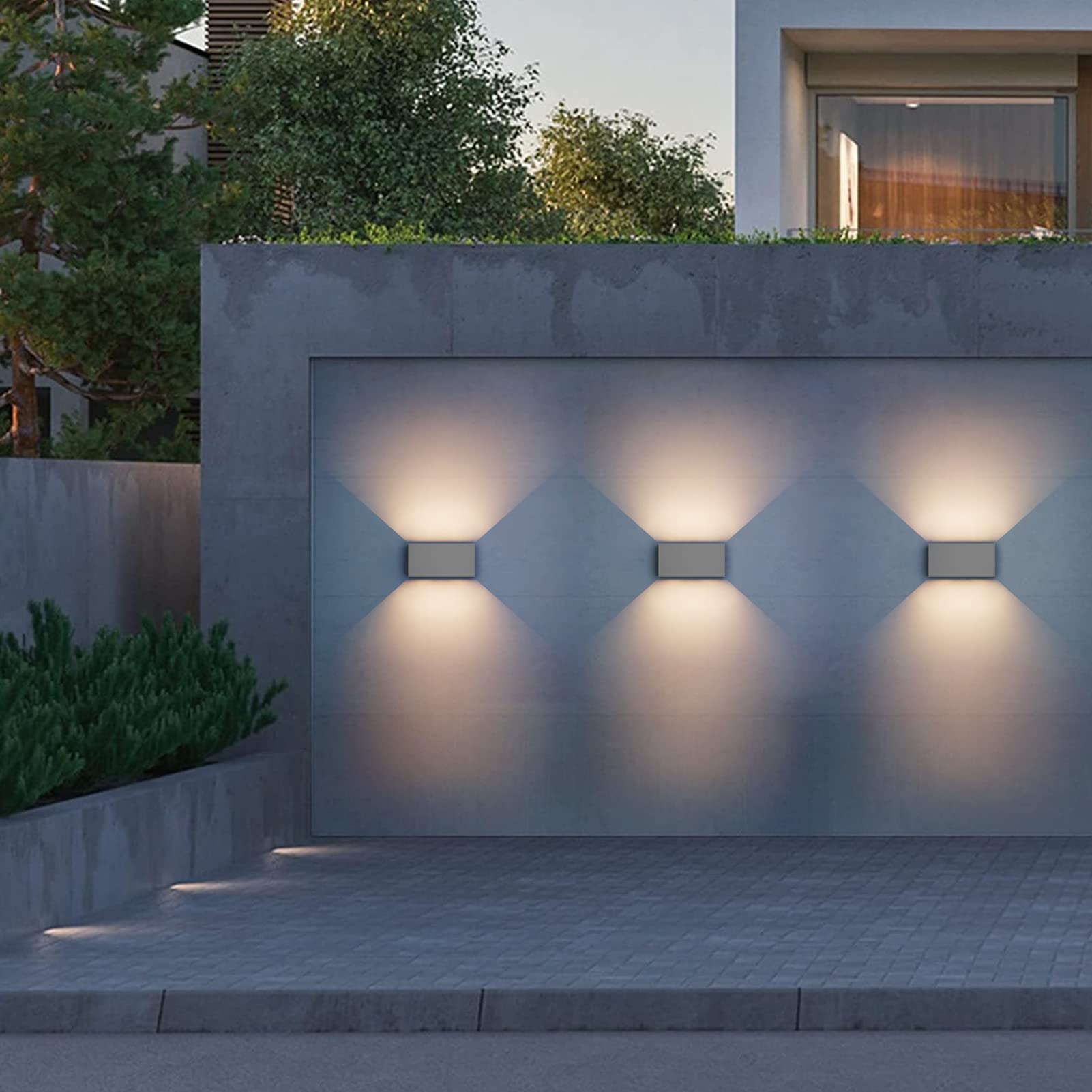 Klighten 2 PCS Lampada da esterno, 24W Applique da Parete con sensore di movimento per luci esterni/interni Lampada da parete con fascio regolabile IP65 Impermeabile 3000K,Grigio scuro