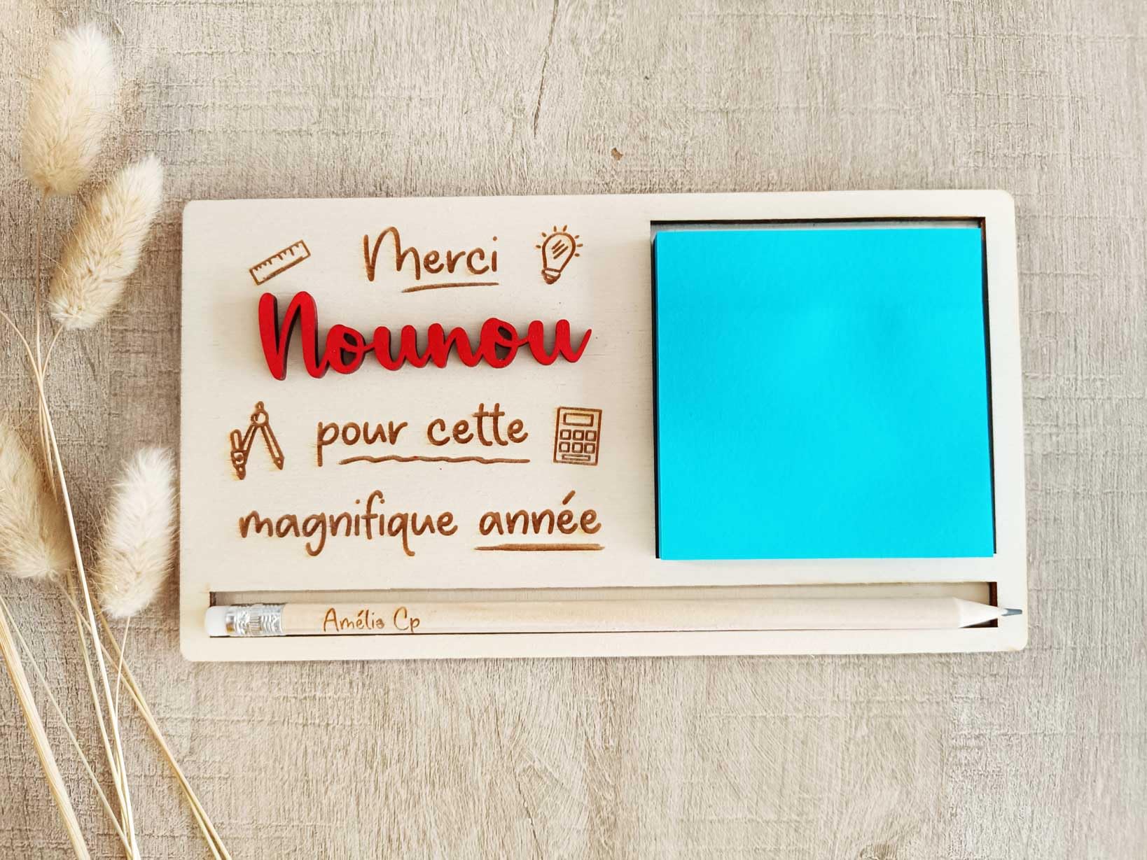Support à bloc repositionnables en bois gravé Maîtresse ATSEM Maître Nounou cadeau personnalisé