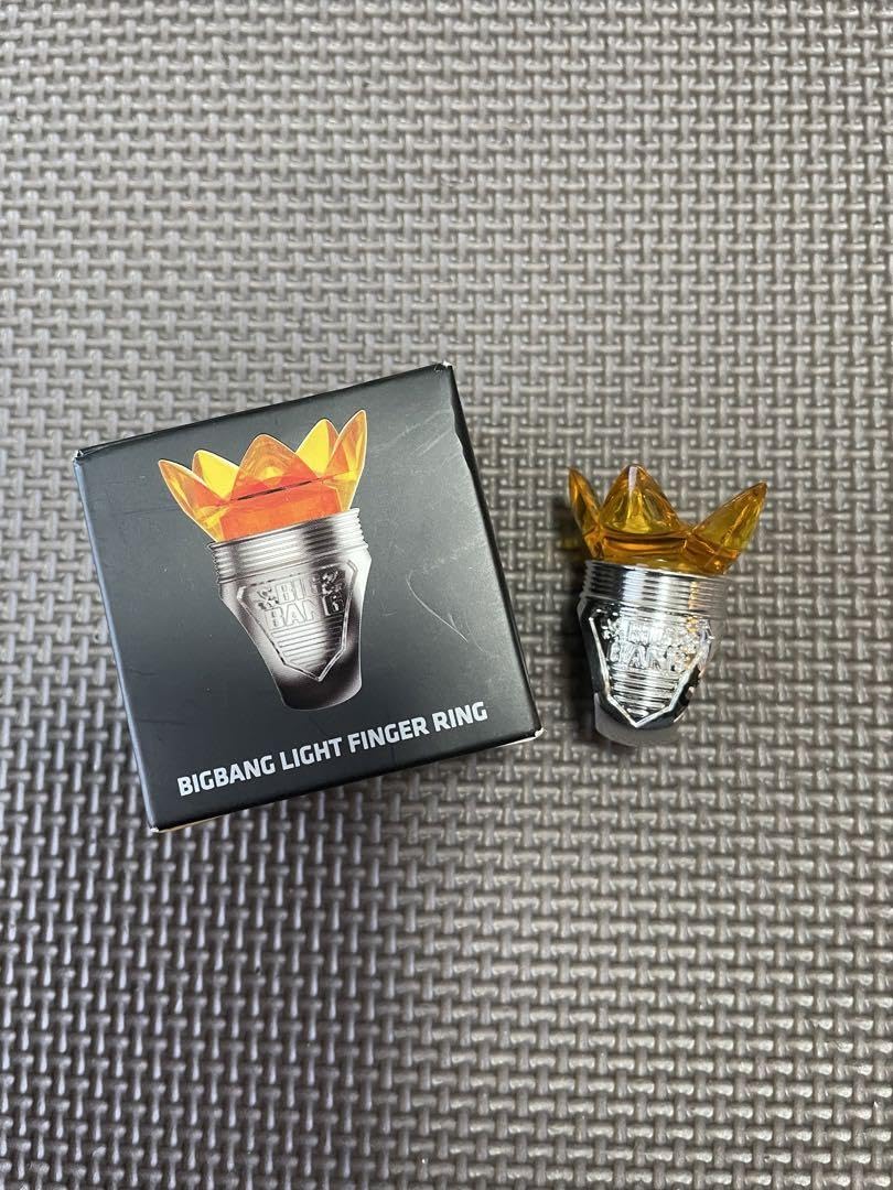 BIGBANG王冠型フラッシュリング Amazon.co.jp: BIGBANG ソウルコン 王冠 : おもちゃ