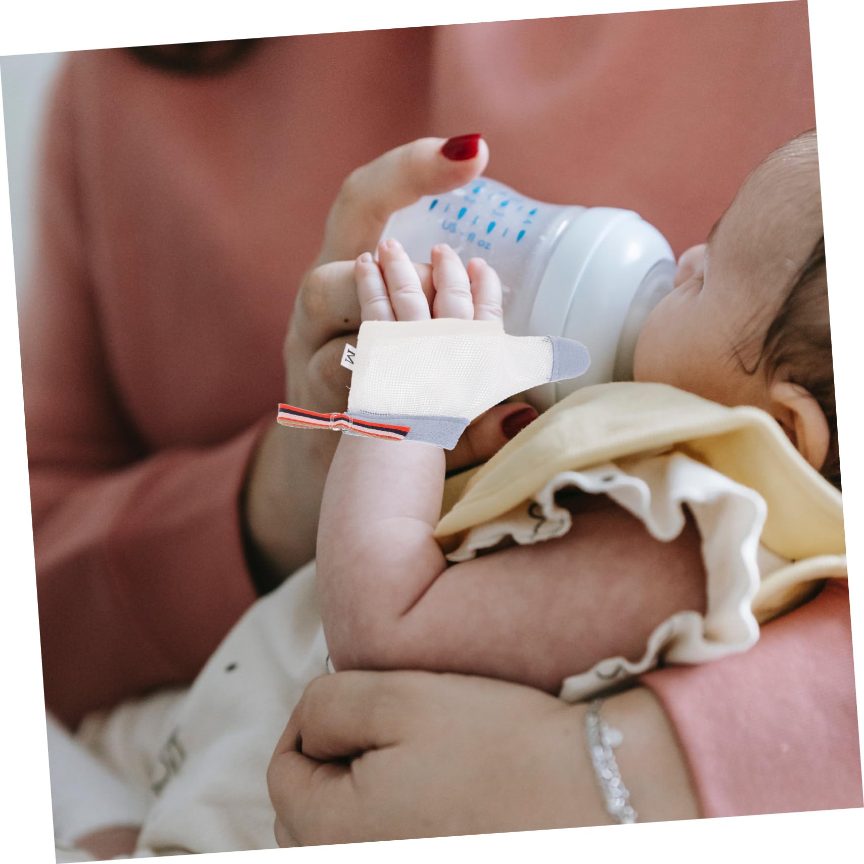 Guanti Antisucchiamento Dito per Bebè, 2 Paia in Nailon Bianco | Riutilizzabili e Resistenti All’usura, Taglie 6-10kg, 9-15kg e 15-22, 5kg