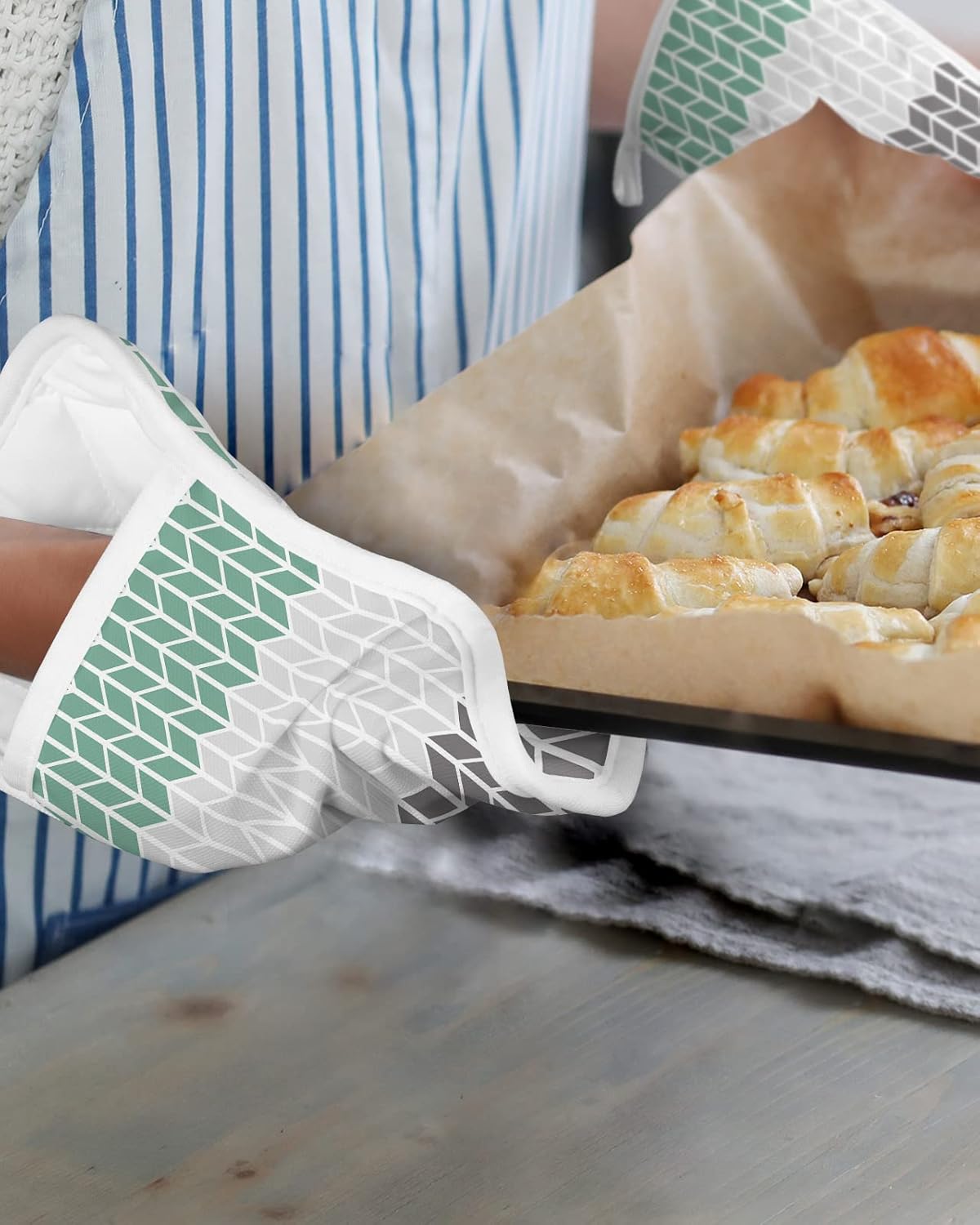 Pot Holders with Pockets, Heat-Resistant Hot Pads for Kitchen, Y-Shaped Geometric Print Cyan and Gray Oven Mitts Pot Holders Sets Potholders for Baking Cooking Pack of 5