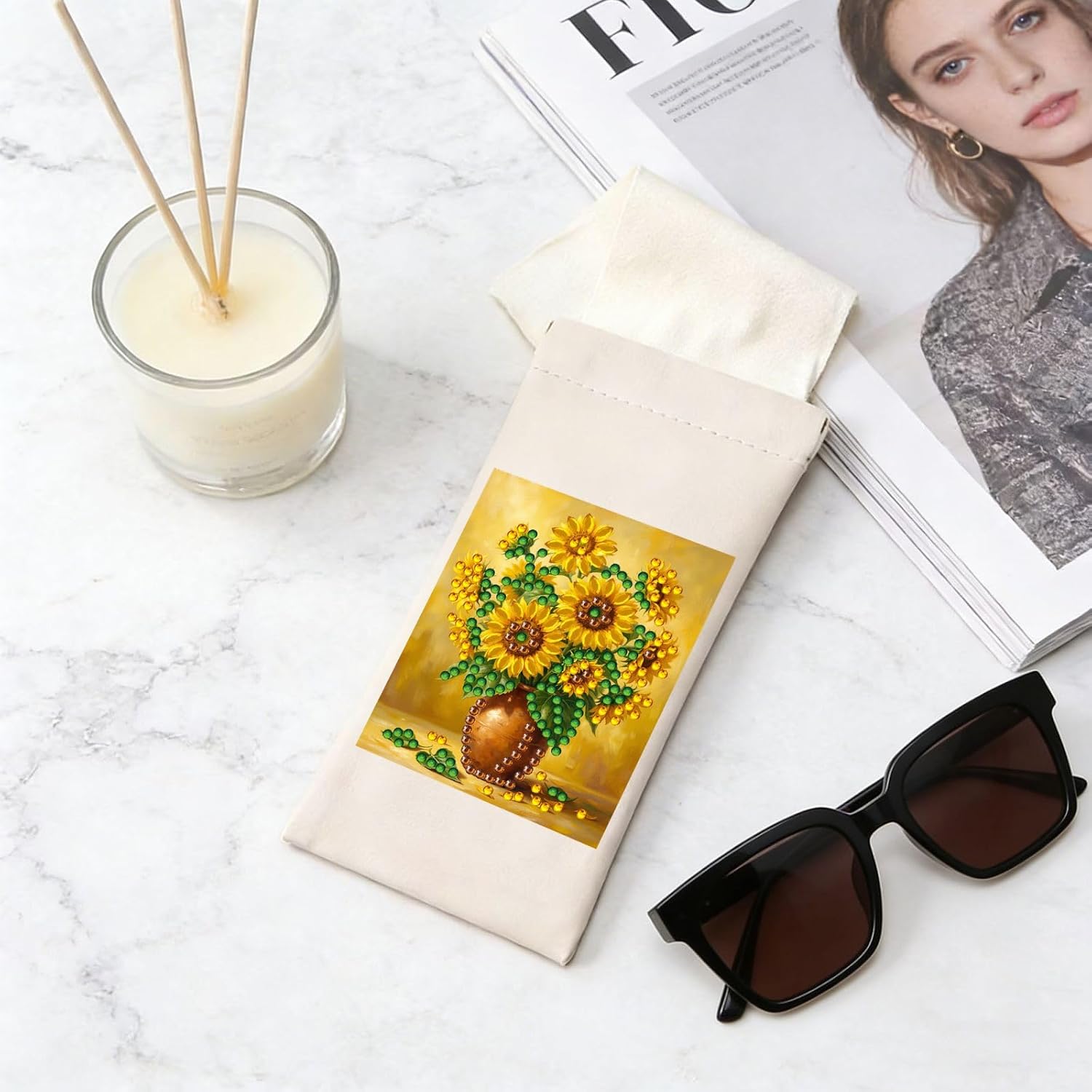DIY Diamond Art Painting Portable Glasses Case with Press-to-Close PU Leather, Includes Eyeglass Cloth
