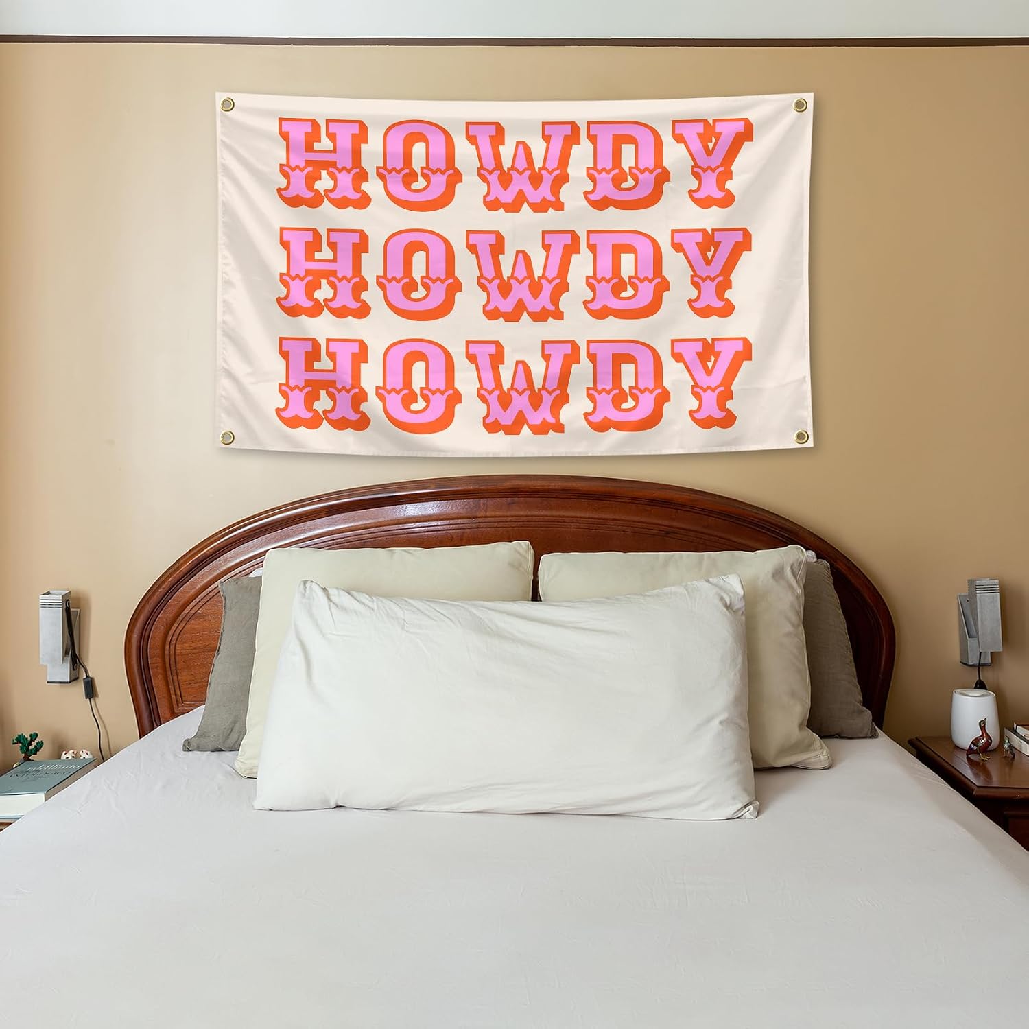Howdy Tapestry Preppy Retro Style Banner 3×5 Feet Indoor and Outdoor Tapestry with Brass Grommets Boys and Girls Room, Dorm, Bedroom, Living Room, Balcony, Party Decor