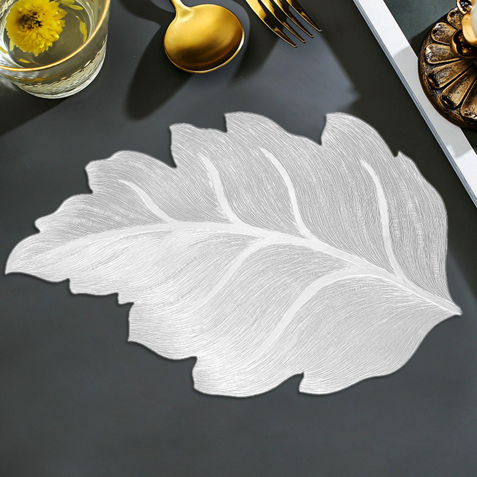 Set de table lot de 8 PVC motif de feuille lavable et resistant a la chaleur