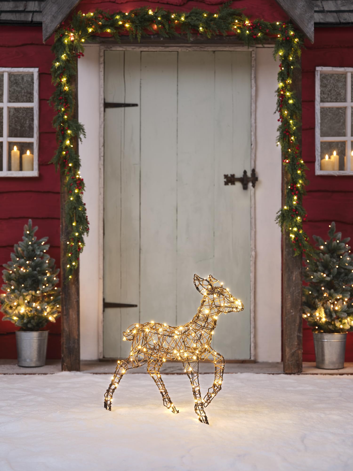 Lights4fun Studley-Rattan-Kitz mit 110 LEDs | Weihnachtsbeleuchtung | strombetrieben & Timer | wetterfest für Garten außen | Höhe 60 cm