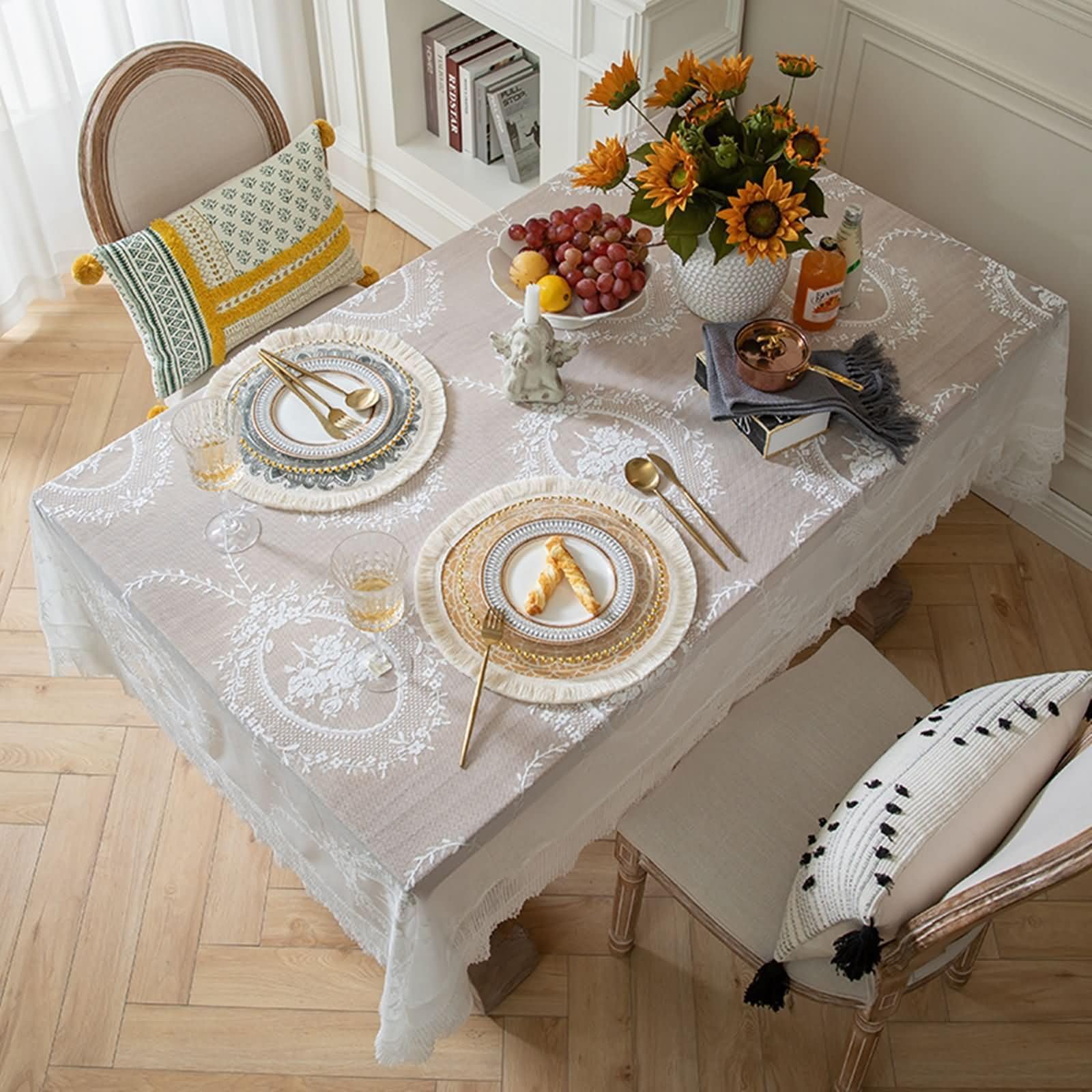 Nappe de table lavable et anti-tache 140x220cm polyester Beydodo