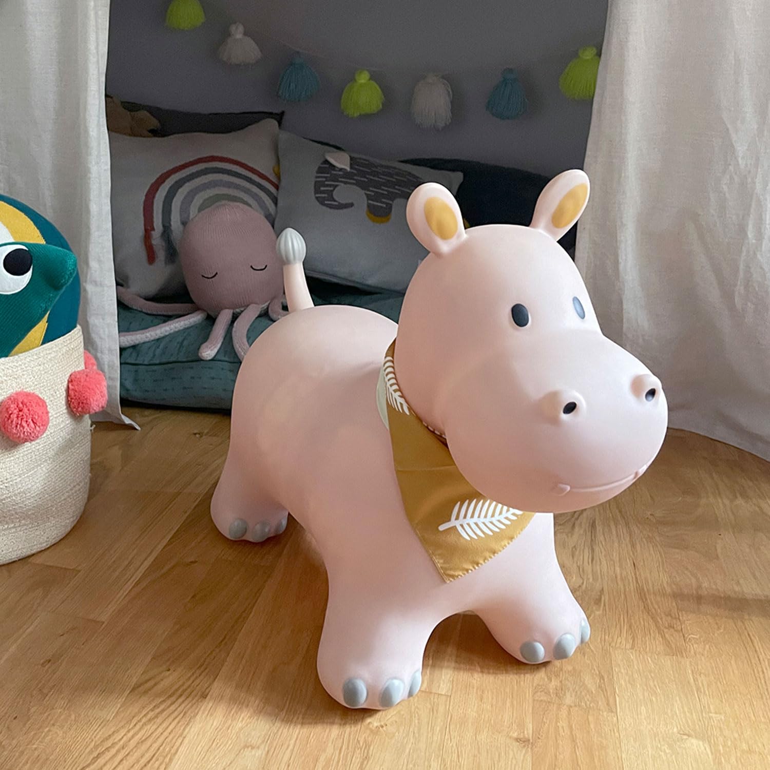 Kindsgut Hüpf-Tier für Kinder, dezente und Moderne Farben, liebevolle Details, inklusive Luftpumpe, Hippo