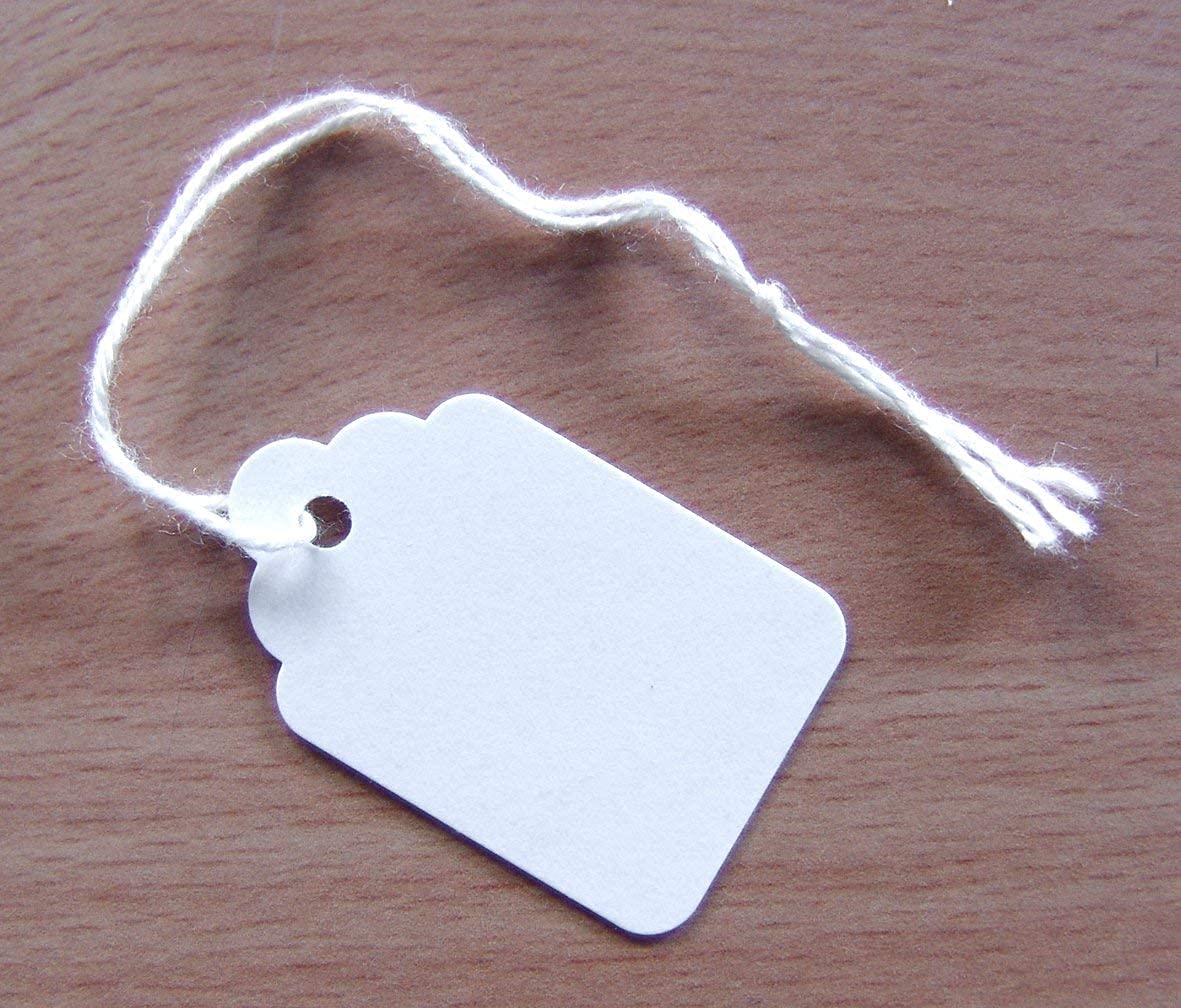 (𝟏𝟐𝟎𝟎 𝐏𝐜𝐬) White Pre Strung Tags 25 mm x 39 mm | Tie on Labels | Writable Blank Price Labels Display Tags