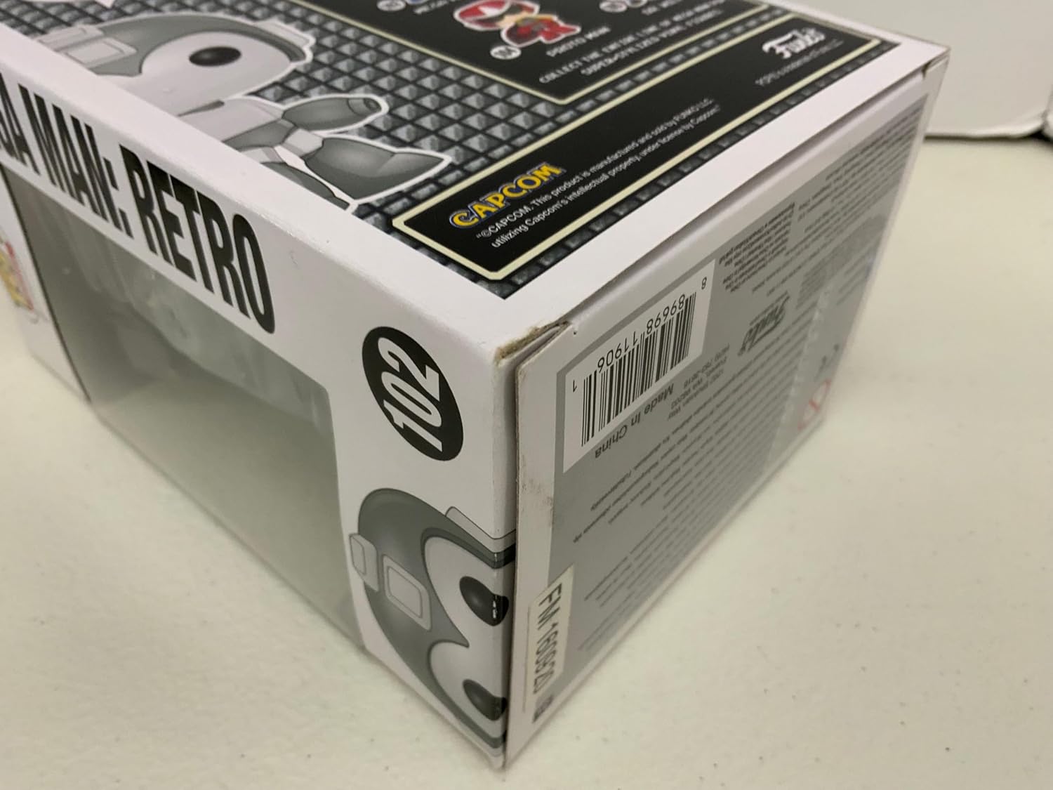 POP Funko Games Retro Mega Man Exclusive #102
