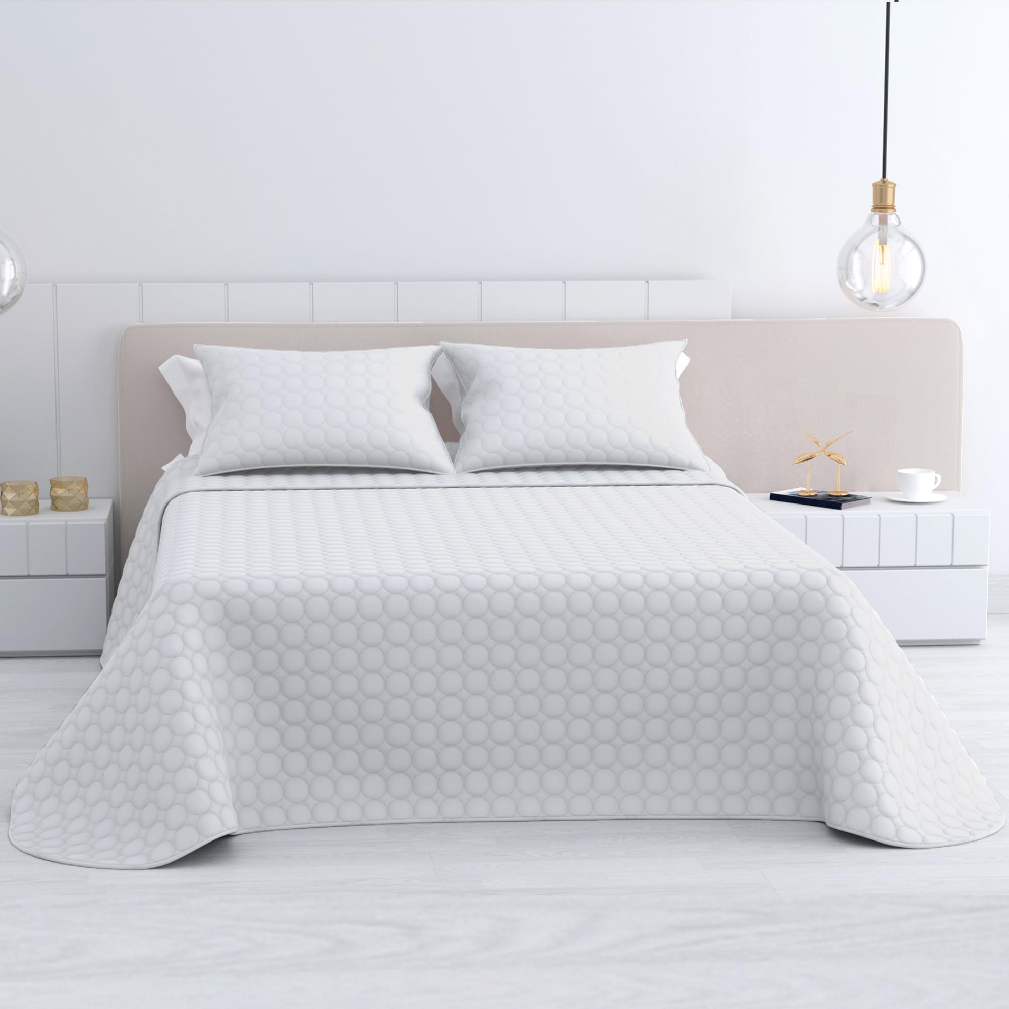 various - Colcha Bouti Emboss para Verano y Premivera,Reversible Liso de Color Blanco + 1 Funda Cojin 50x70 cm,Colcha Cubrecama Ligera Fina,Entretiempo 100% Poliéster. (Cama 100-200 x 260cm)