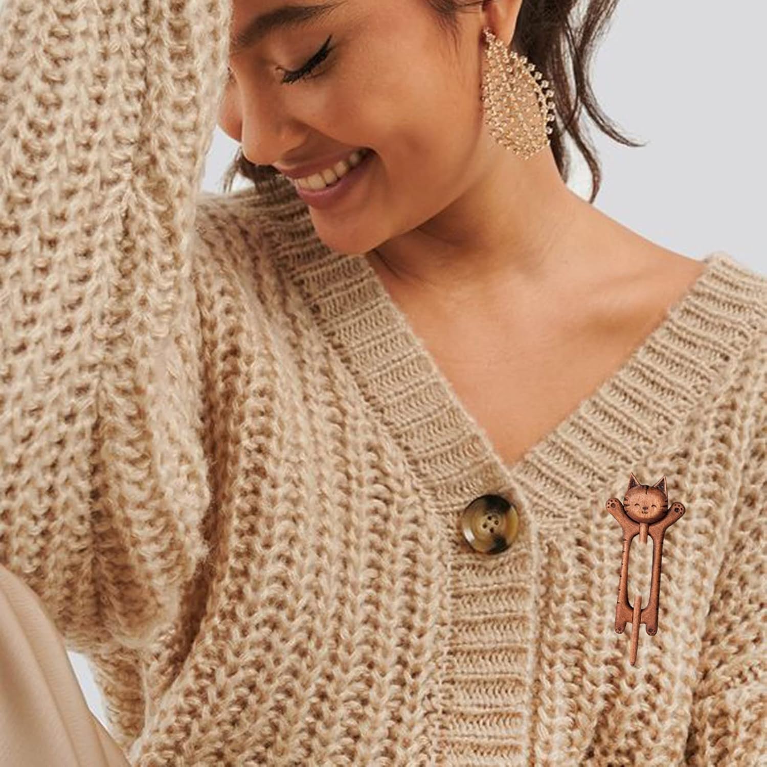 Brooch for Dresses Women Pin Wooden Creative Decoration Ornament Pin Shawl Brooch Scarf Brooch - Girl Christmas Brooch Bouquet (D, One Size) : Clothing, Shoes & Jewelry