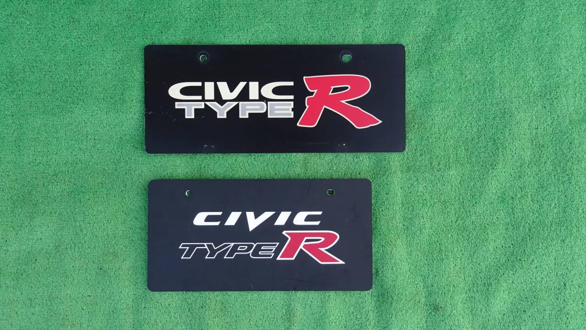 CIVIC TYPE R ロゴプレート 2枚セット　マスコット　化粧　展示 CIVIC TYPE R ロゴプレート 2枚セット マスコット 化粧 展示