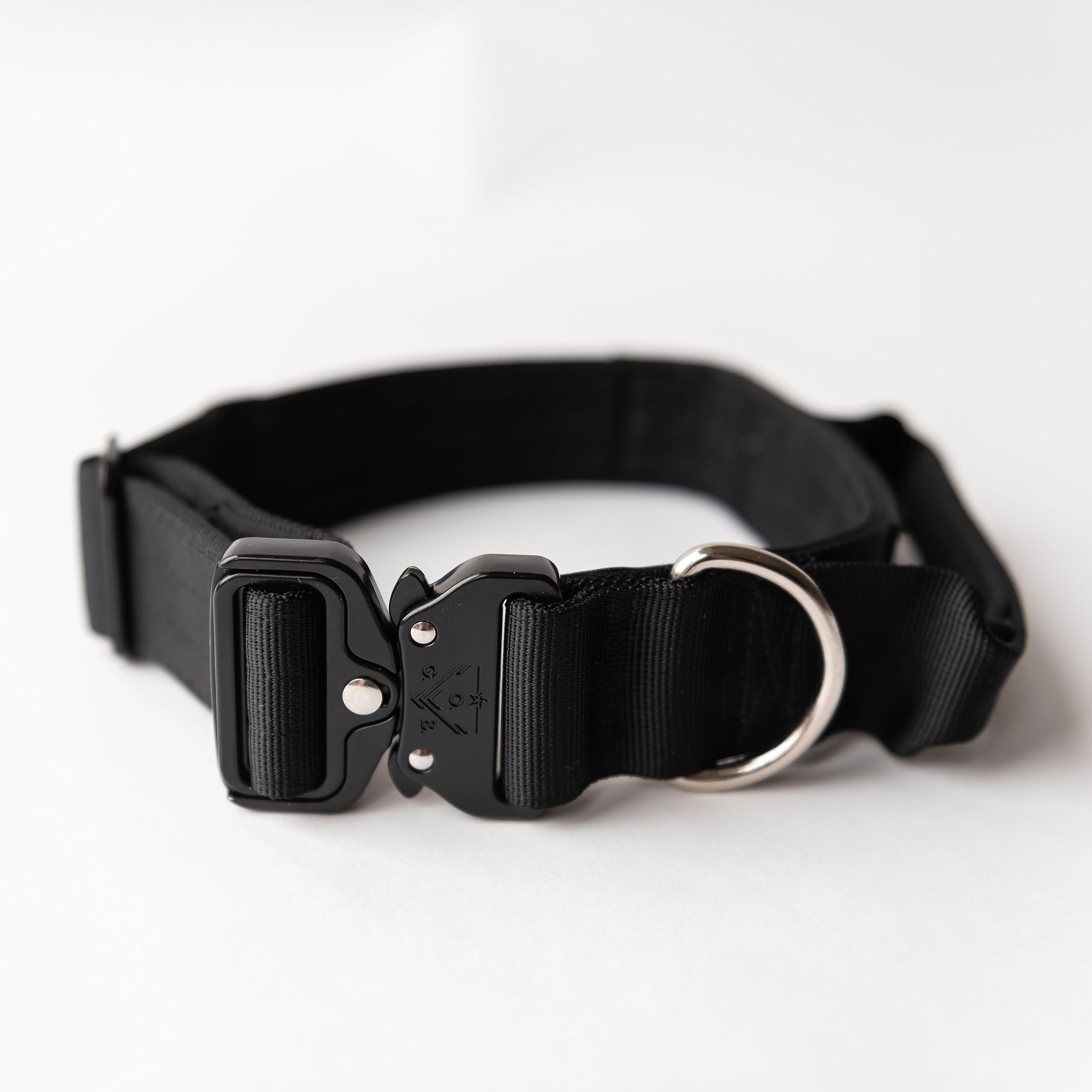 Operation Good Boy Collar táctico (negro) – Duradero y fuerte – Incluye hebilla de liberación rápida y mango de grado militar