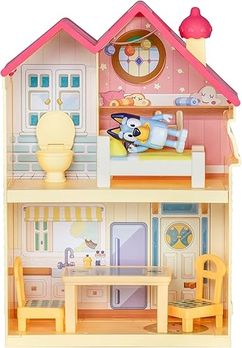 Miniatura 9 de BLUEY Mini Home Playset  Juego compacto de casa con asa de transporte  Tres habitaciones diferentes  Cocina, dormitorio y baño  Incluye figura con 5