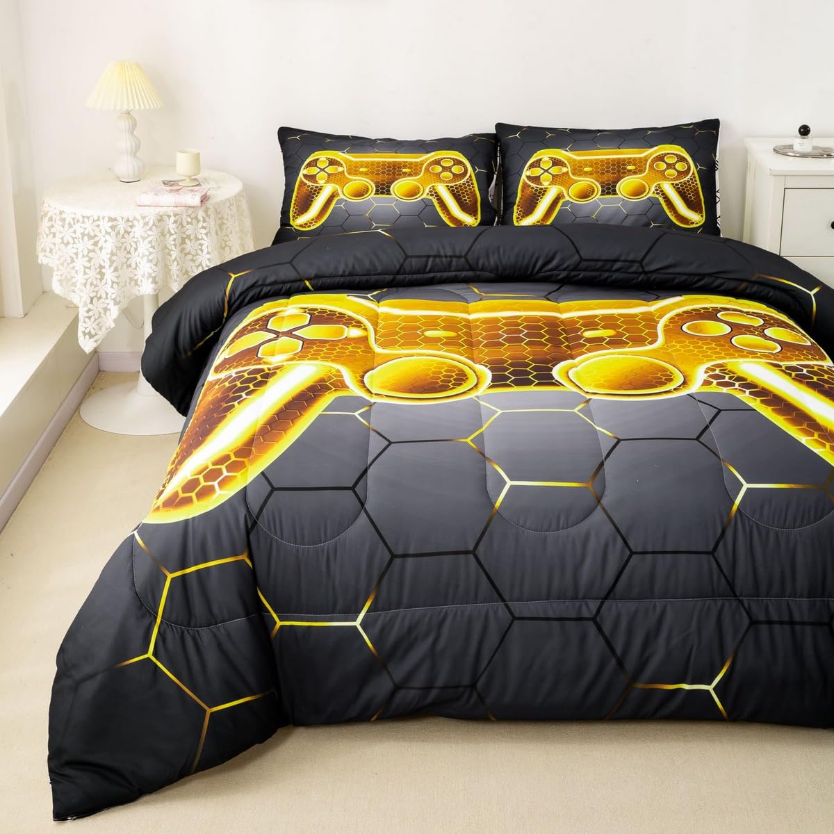 Feelyou Gamer Comforter Set for Kids Boys Teens Twin Size Game Controller Comforter 2Pcs Gaming Gifts Bedding for All Season(Twin,Gold) Boys