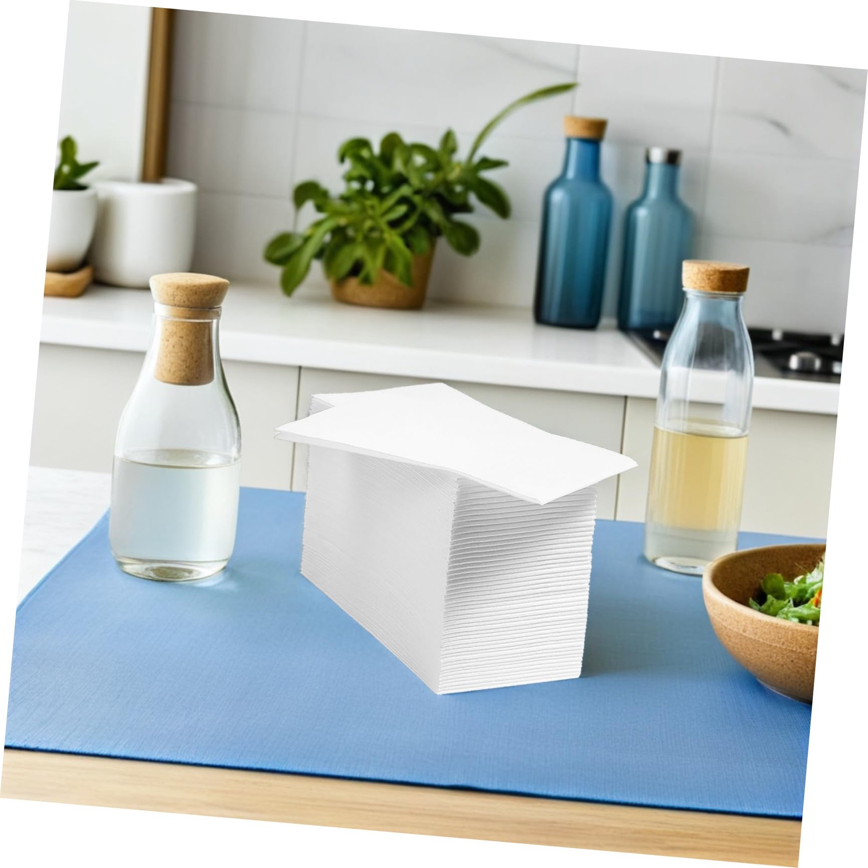 CRAFTHROU 100 Unidades Servilletas de Papel de Color Blanco de 40x30 Cm, Gruesas y Plegadas, para Cocina y Cumpleaños, Ideales para Fiestas y Restaurantes Elegantes
