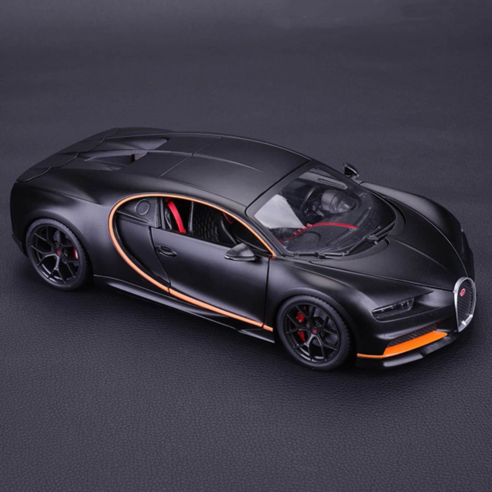 Amazon.co.jp: ブガッティシロン1:18スケールアロイダイキャスティング