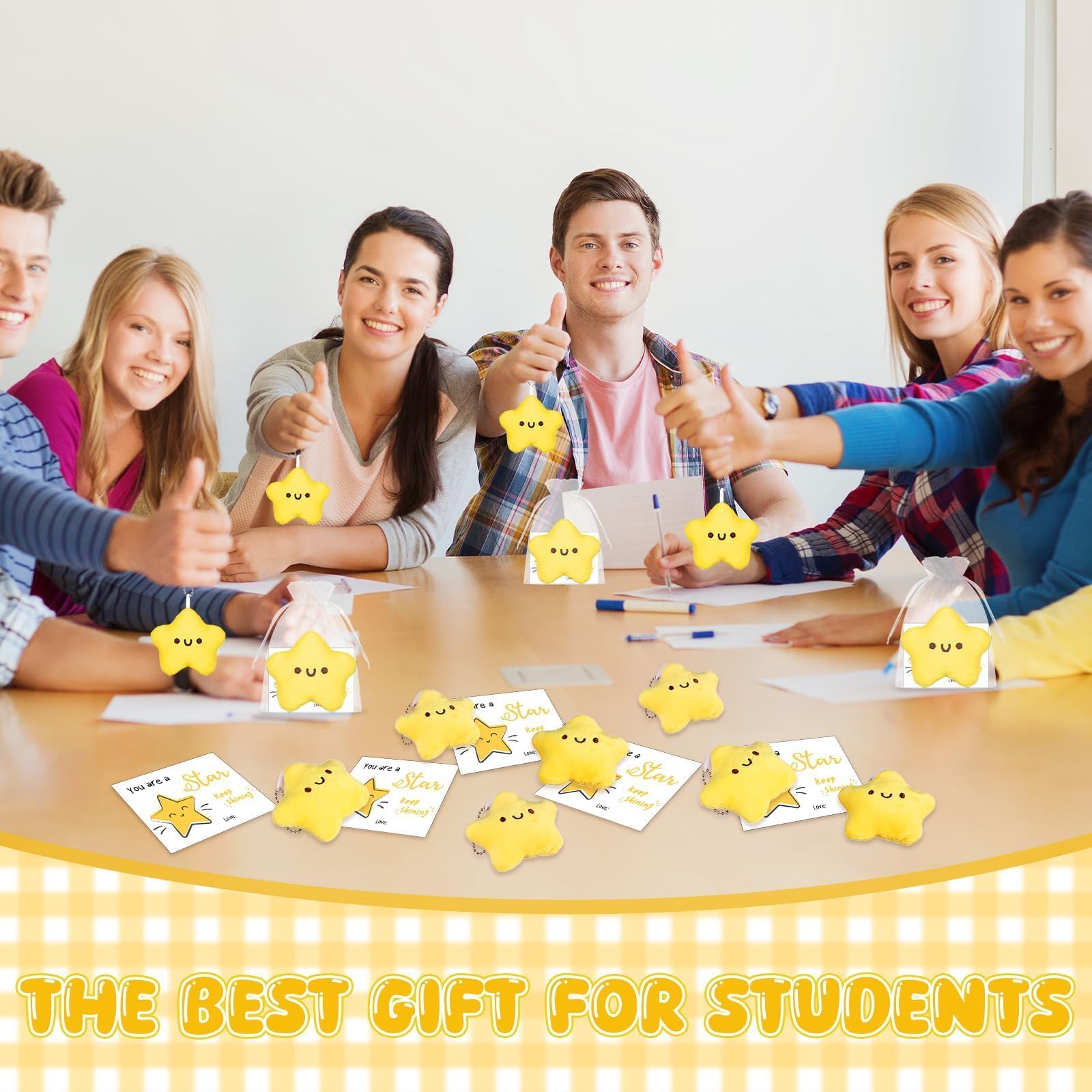 WWmily 20 sets werknemer waardering geschenken bulk - piepende gele pluche ster sleutelhanger, schattige inspirerende kaarten, organza zakken grappig dank u personeel schoolverlaters veel geluk