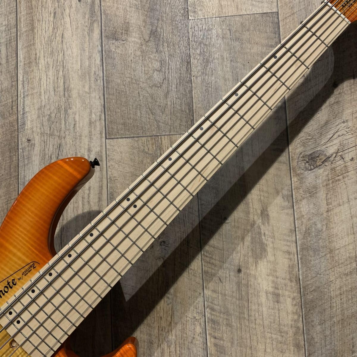 Amazon | ATELIER Z j-note 6st Custom/Orange Burst 6弦エレキベース