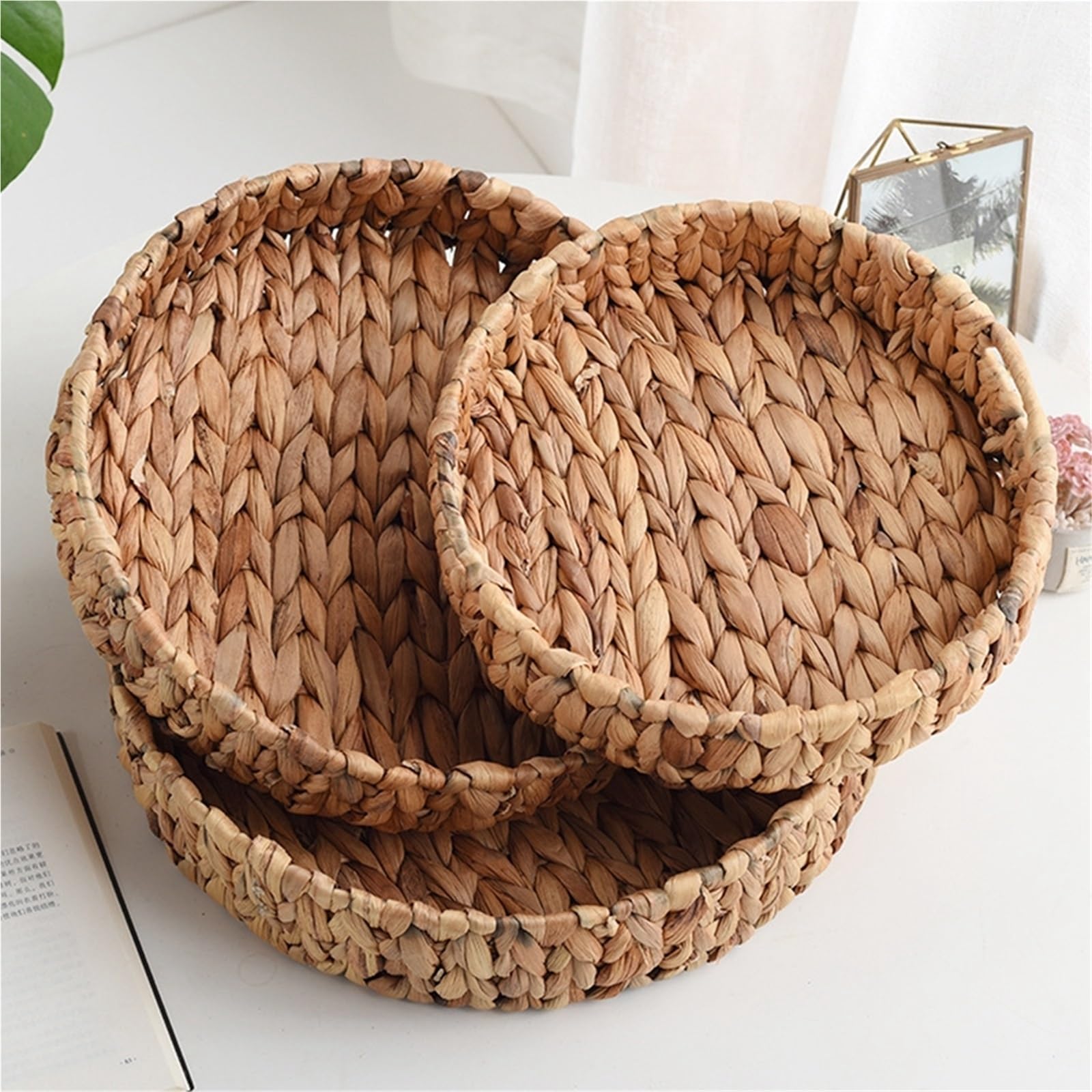 Rattan Wicker Basket Handwoven Fruit Tea Snack Bread Basket Round Storage Box Jewelry Dish pour l'organisation de la Maison(L)