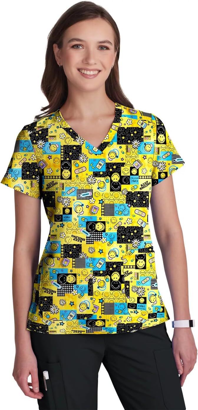 KOI | SmileyWorld Adoring Women's 3-Pocket Print Scrub Top