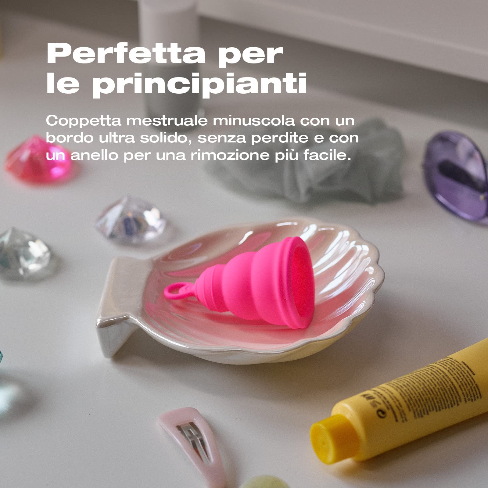 Intimina Lily Cup One - La Coppetta Mestruale Morbida per Principianti, Adolescenti