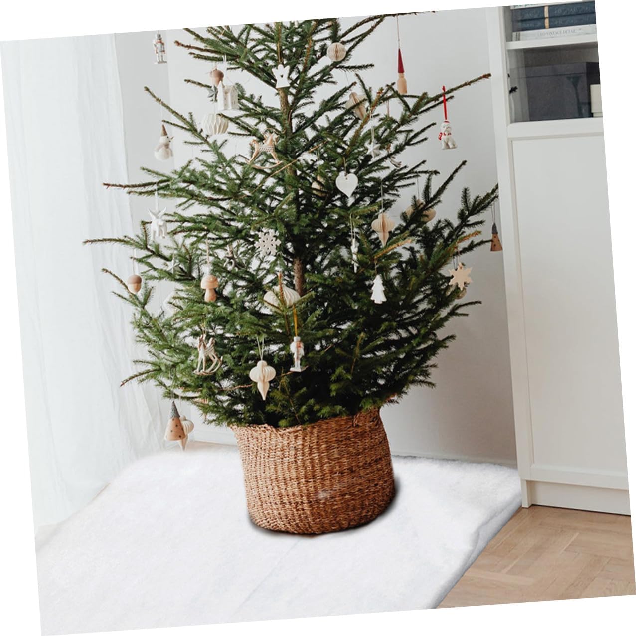 2pcs Artificial Snow Blanket for Christmas Village, Thick White Faux Snow Carpet 1.5x1m for Indoor Winter Holiday Decoration and Village Display