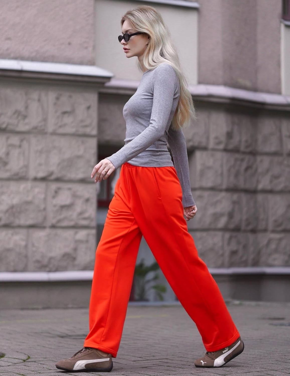 PINSPARK Women's High Waisted Straight Leg Sweatpant Comfy Interior Drawstring Workout Sweat Pants Pocket Fall Casual Pant - Image 4