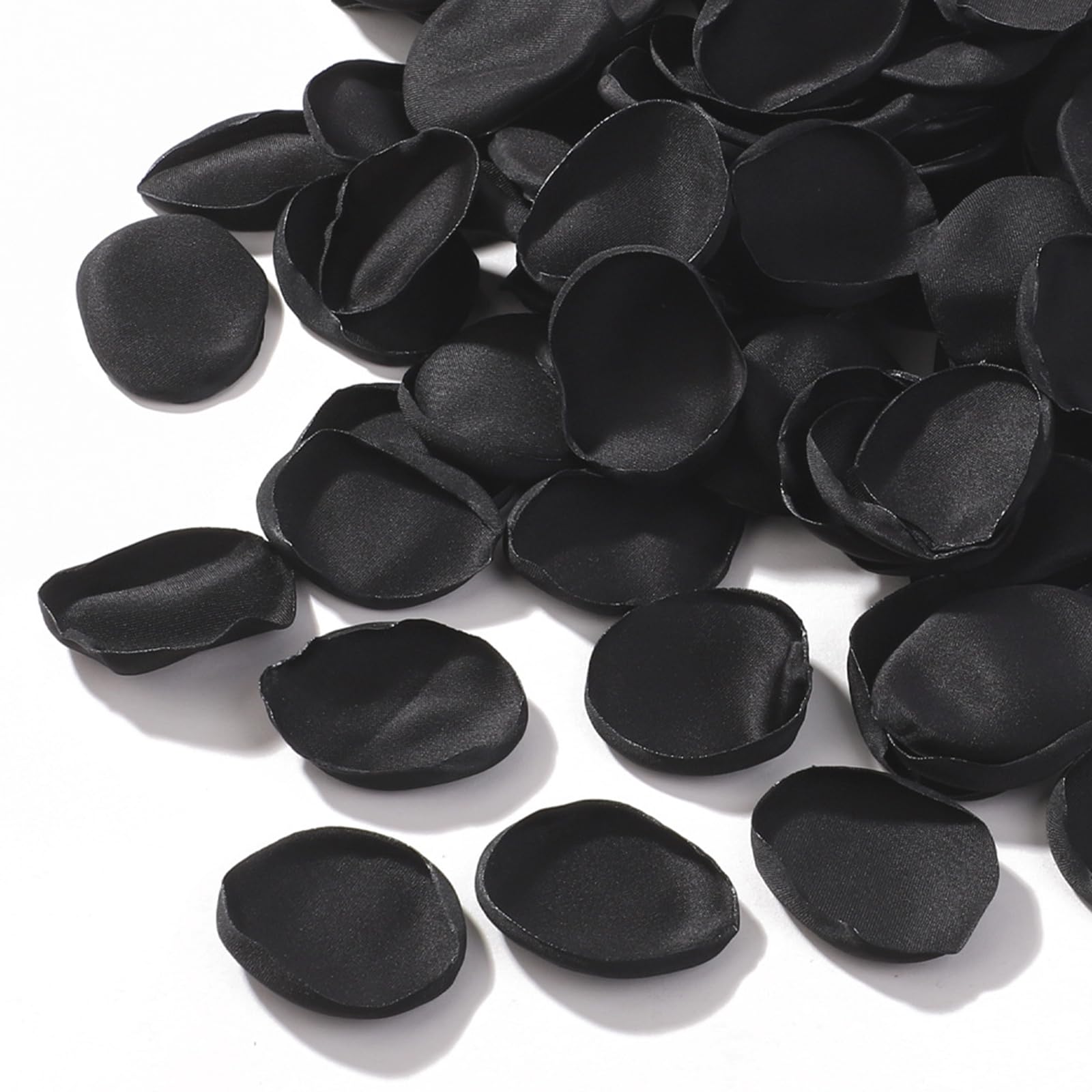 CNYMANY 200pcs Rose Petals, Silk Black Flower Petals for Wedding Flower Girl Basket Black Rose Petals Bulk for Aisle Table Centerpieces Bridal Shower Decorations Proposal Party — image 1