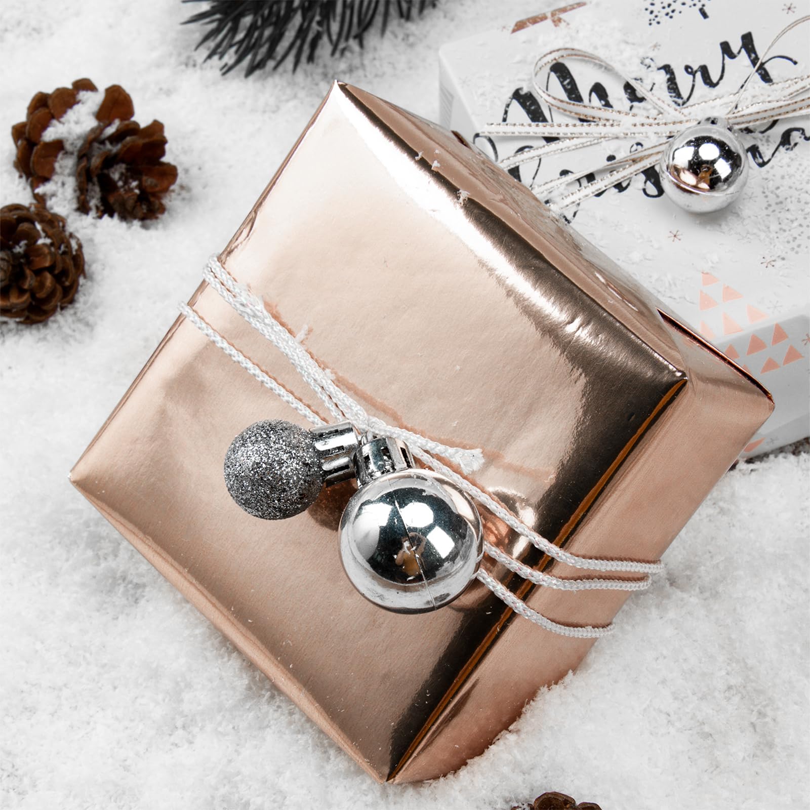 WRAPAHOLIC Christmas Wrapping Paper Set - Reindeer - View #7