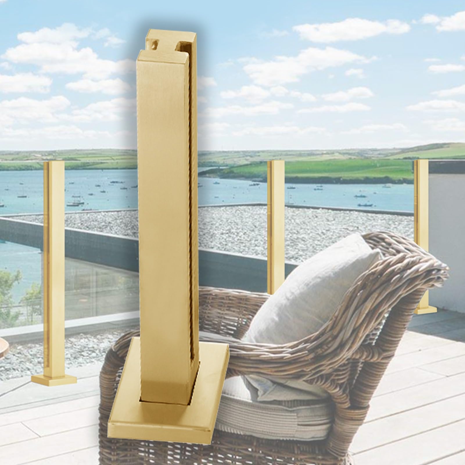 Poteau de garde-corps carré en verre doré pour sécuriser les terrasses sans percer