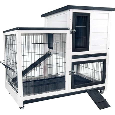 Rabbit Hutch Outdoor Bunny Hutch Wood Guinea Pig Cage with Urine Baffles