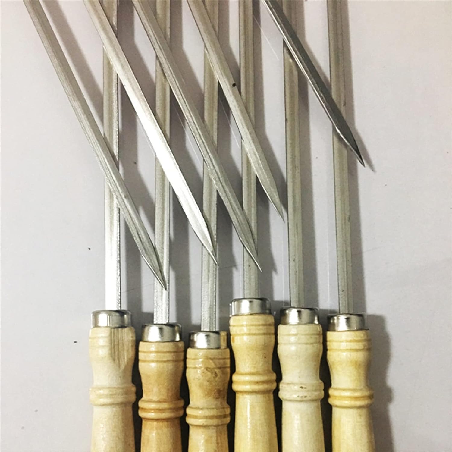 Barbecue skewers, stainless steel, 5 pieces, stainless steel grill spindle, heat-resistant meat grill needle and long wooden handle, reusable barbecue device outdoors (colour: 3 pieces)