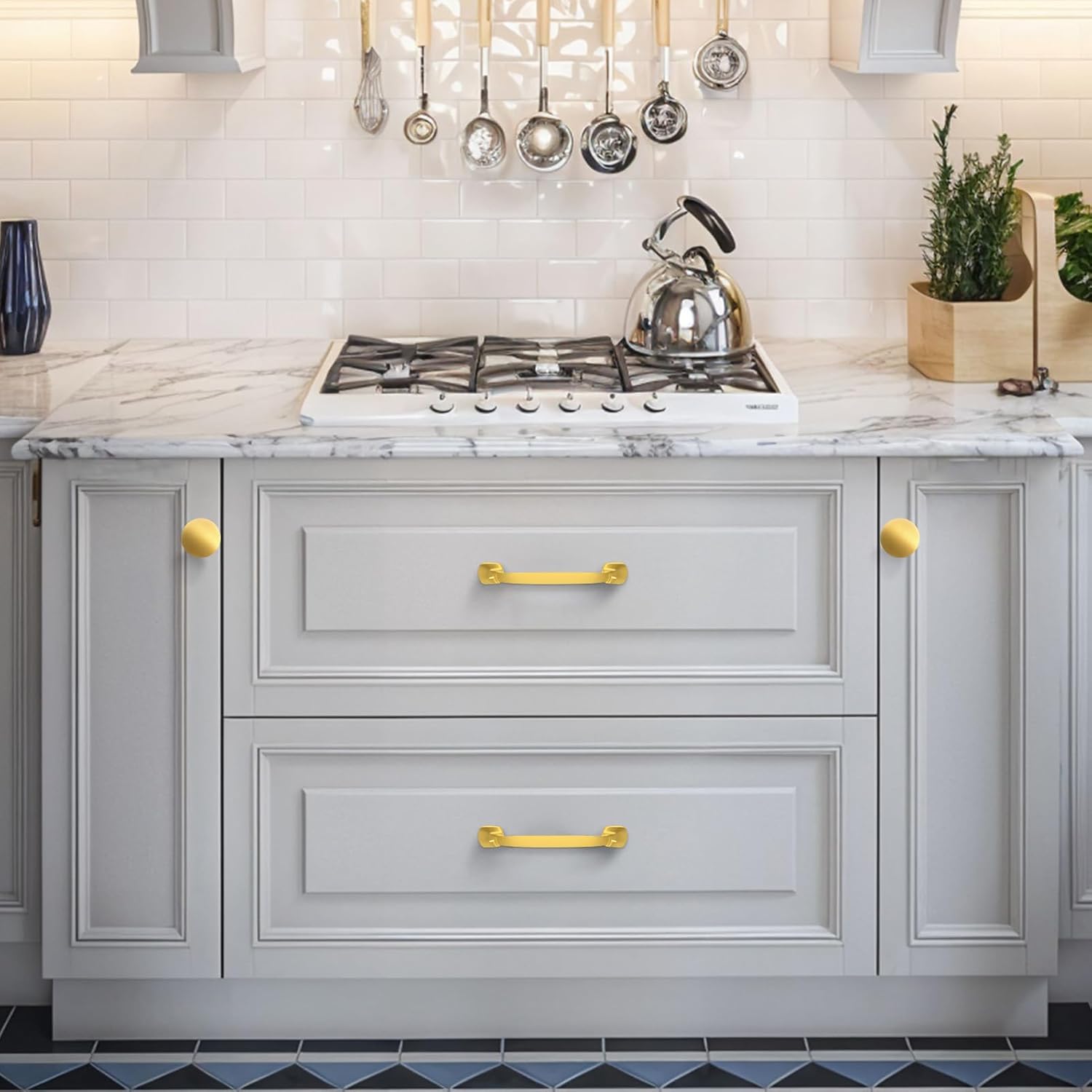 Solid Brass Cabinet Pulls Handles 3-3/4 Inch Hole Center Brushed Brass Finish Luxurious Cabinet Hardware Dresser for Kitchen Drawer Dresser Cupboard 5 Pack