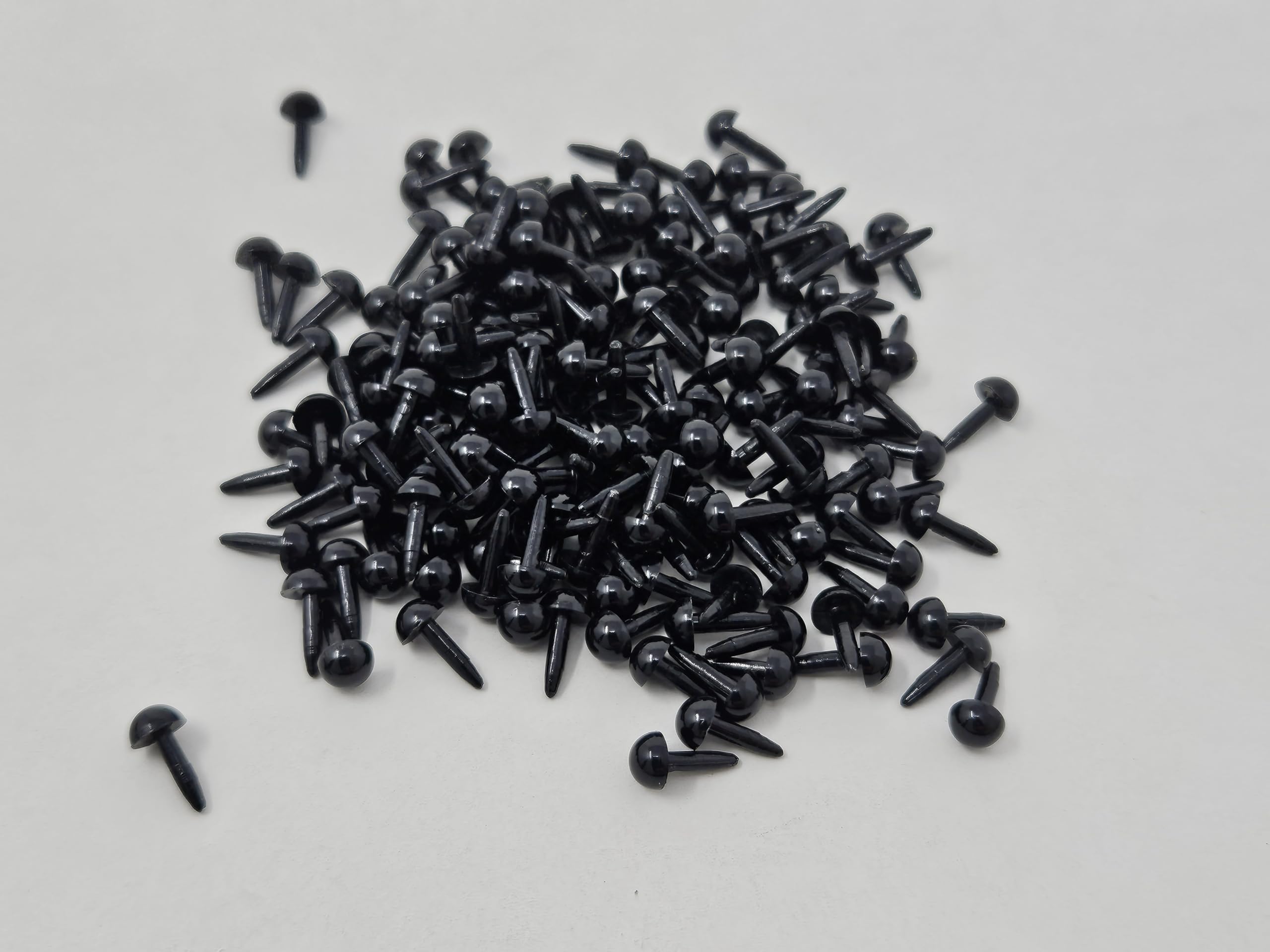 Zim's 4mm Black Tiny Half Round Plastic Safety Eyes or Noses for Craft Amigurumi Dolls or Puppets (Pack of 144)