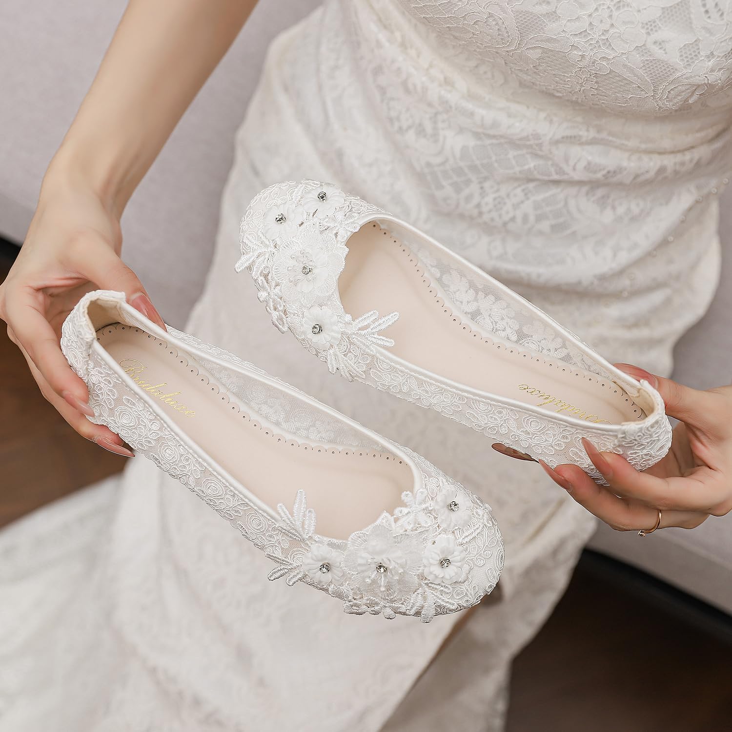 33118 Women’s Lace Floral Flat Wedding Shoes Elegant Rhinestone Flower Bridal Flats Comfortable Shoes