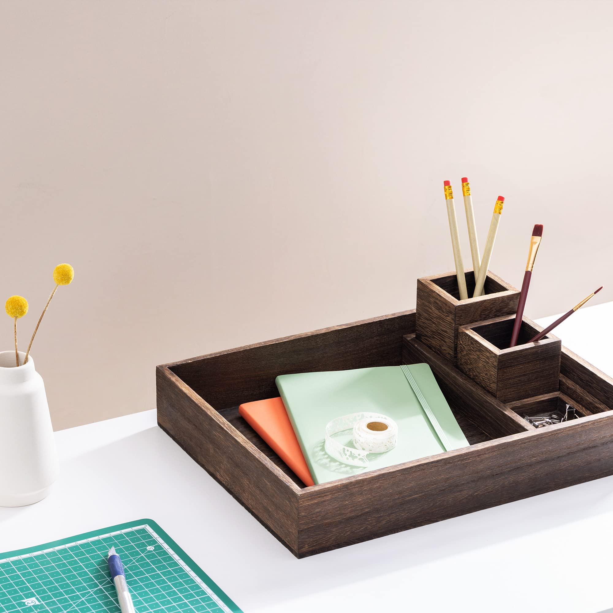Navaris Set 5x Organizer Scrivania Ufficio - 2x Vassoi Portaoggetti 2x Portapenne Design Moderno e Porta Foglietti Tavolo - Scatoline Legno Paulownia