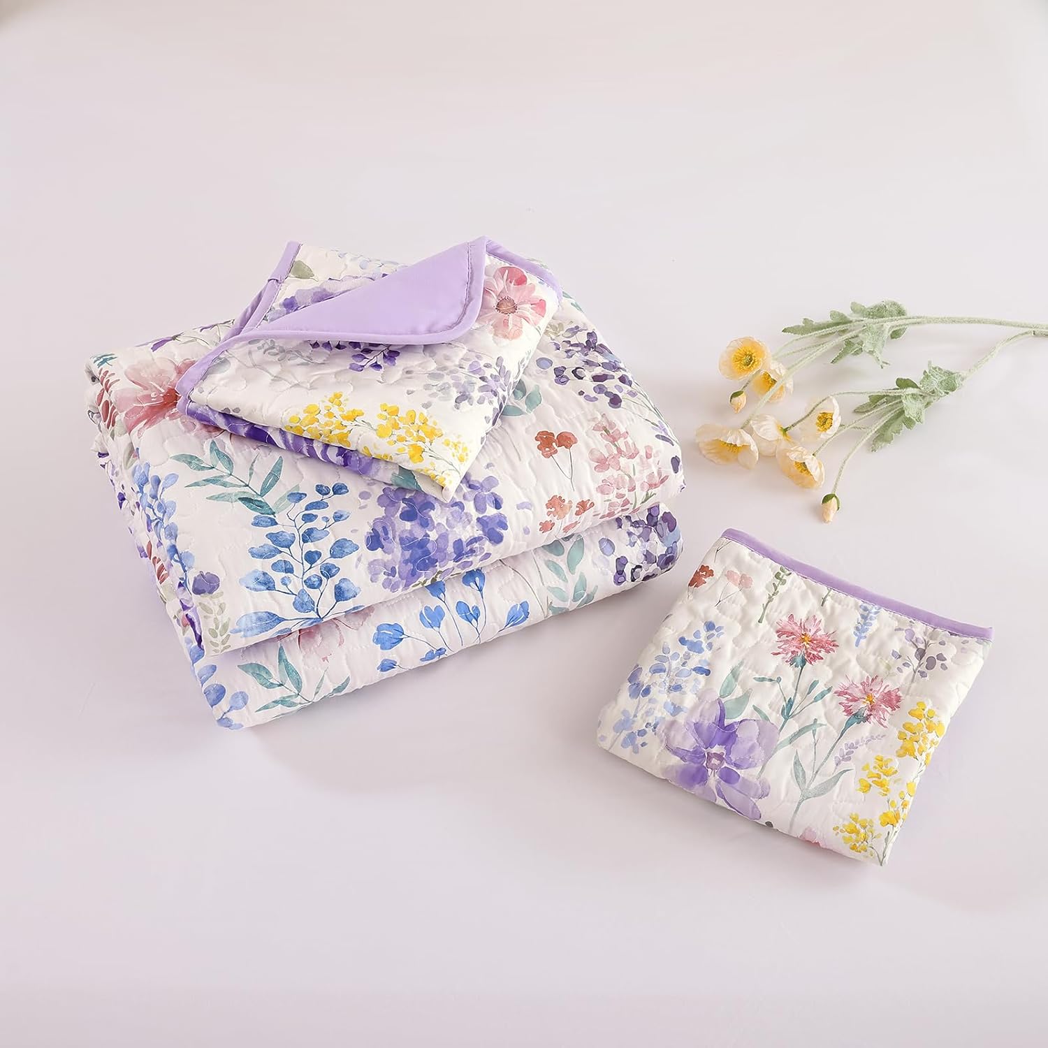 WONGS BEDDING Botanical Quilt Set King Size, Purple Floral Leaves Pattern Bedspread Coverlet Set, 3 Piece Soft Microfiber Bedding Set with 2 Pillowcases for All Season (104"x90")