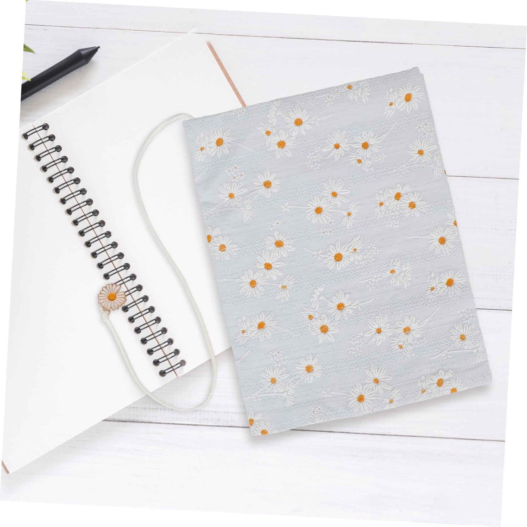 4piezas Funda De Libro De Tela Delicada Resistente Al Desgaste y Reutilizable Protección Para Cuadernos Decorativa y Fácil De Usar Diseño De Margaritas