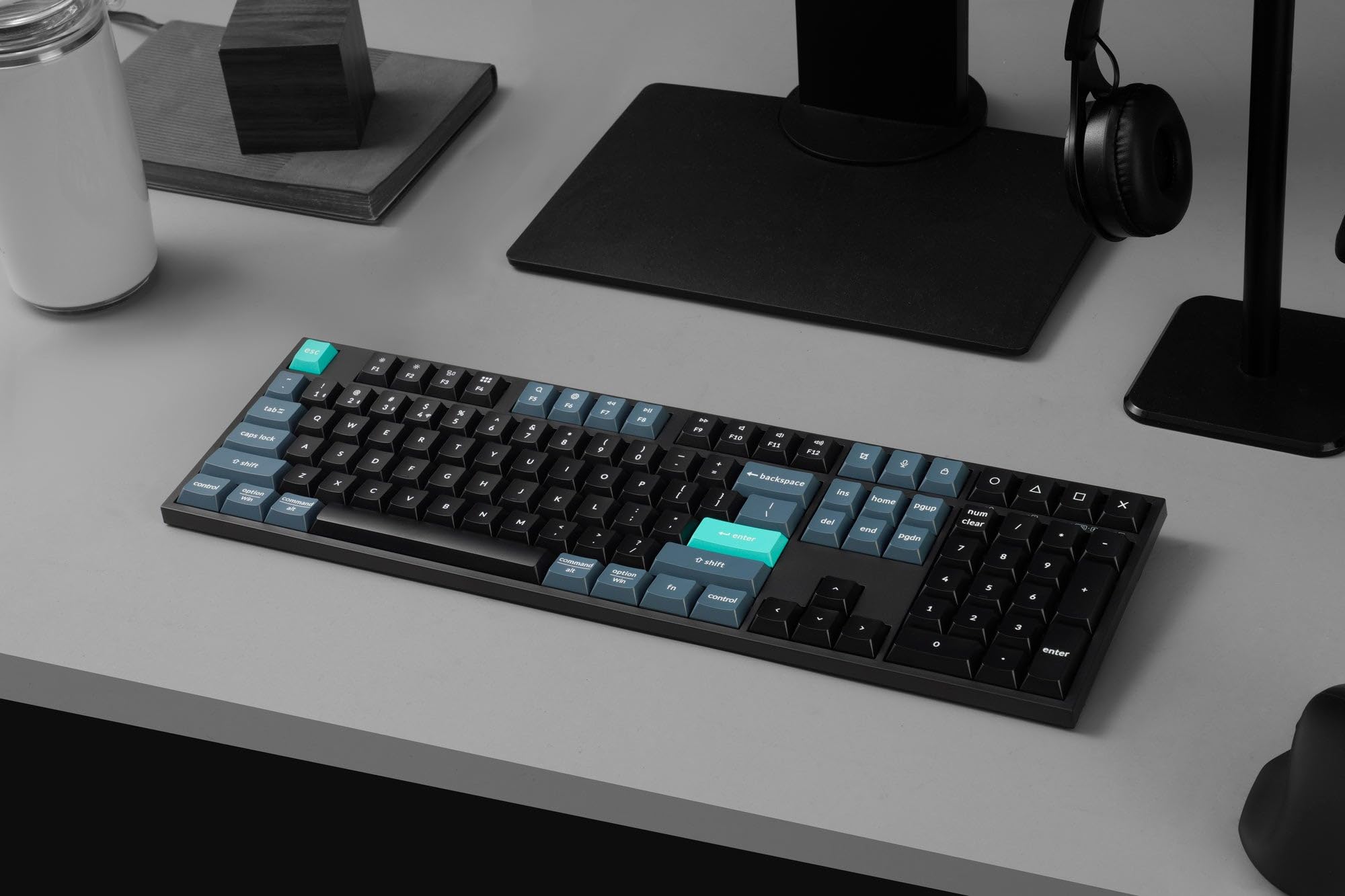 Keychron B36 – Tastiera Wireless Full-Size 100% ISO-IT Silenziosa con Meccanismo Scissor, Bluetooth 5.2, 2.4GHz, USB-C e Autonomia 320 Ore [Immagine ANSI]