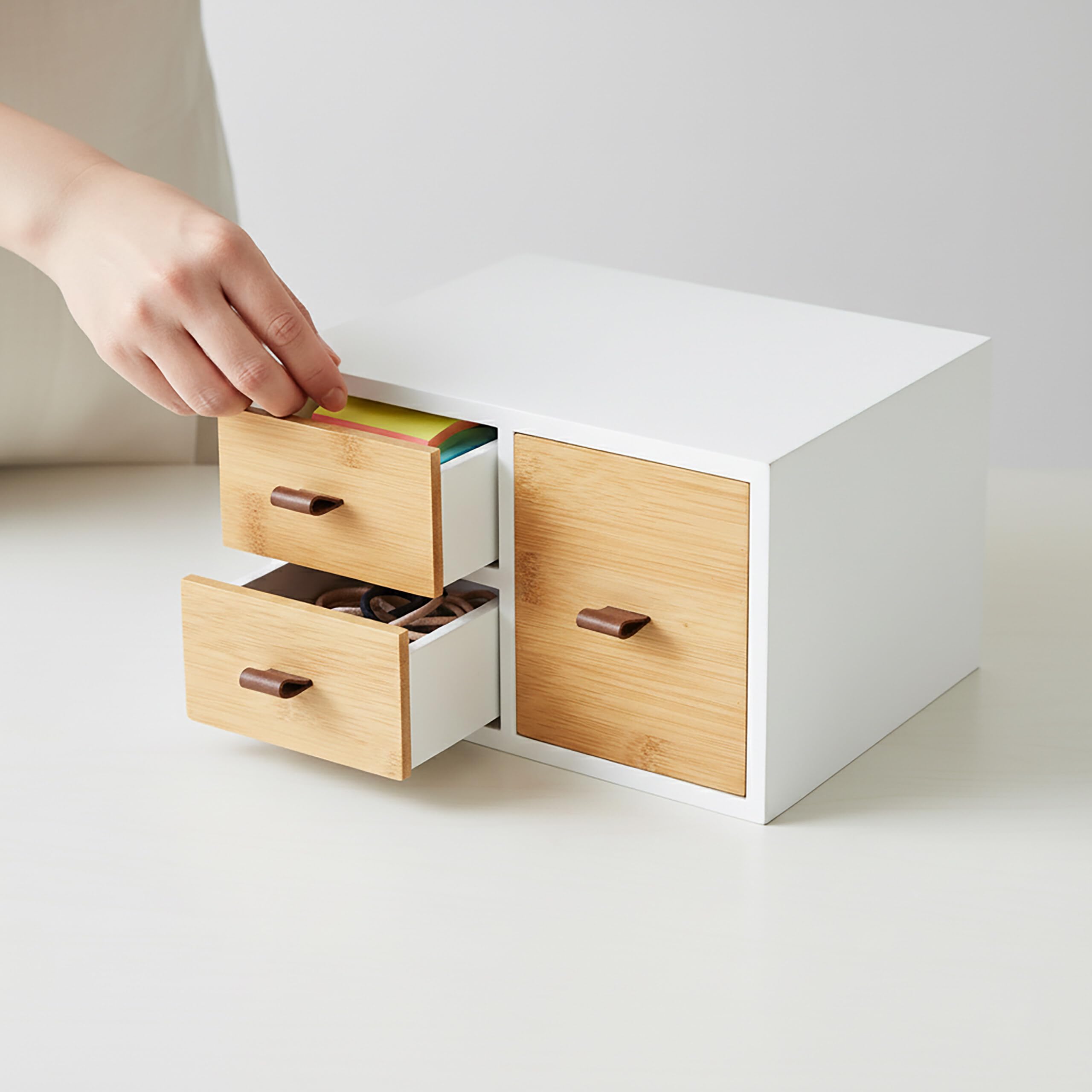 Boîte à tiroirs Relaxdays en Bambou et MDF, 3 tiroirs, H x L x P : 15 x 25 x 20 cm, Organiseur de Bureau, Blanc/Nature