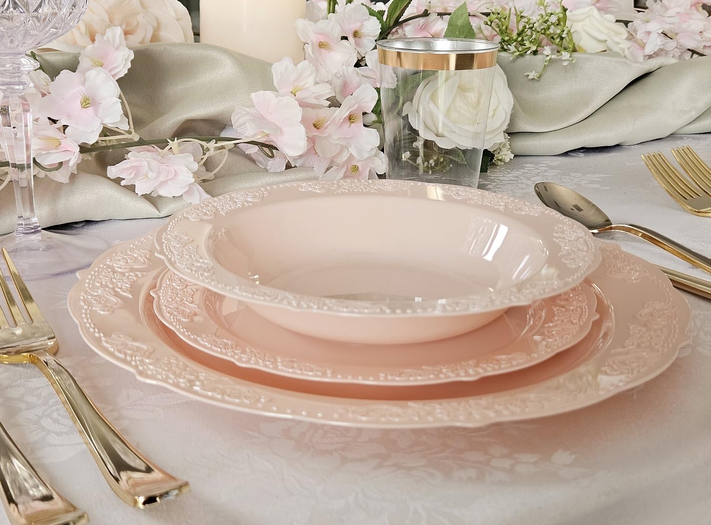 " OCCASIONS " 40 Plates Pack, Vintage Party, Disposable Wedding Party Plastic Plates (10.25'' Dinner Plate, Portofino Blush/Antique Rose)