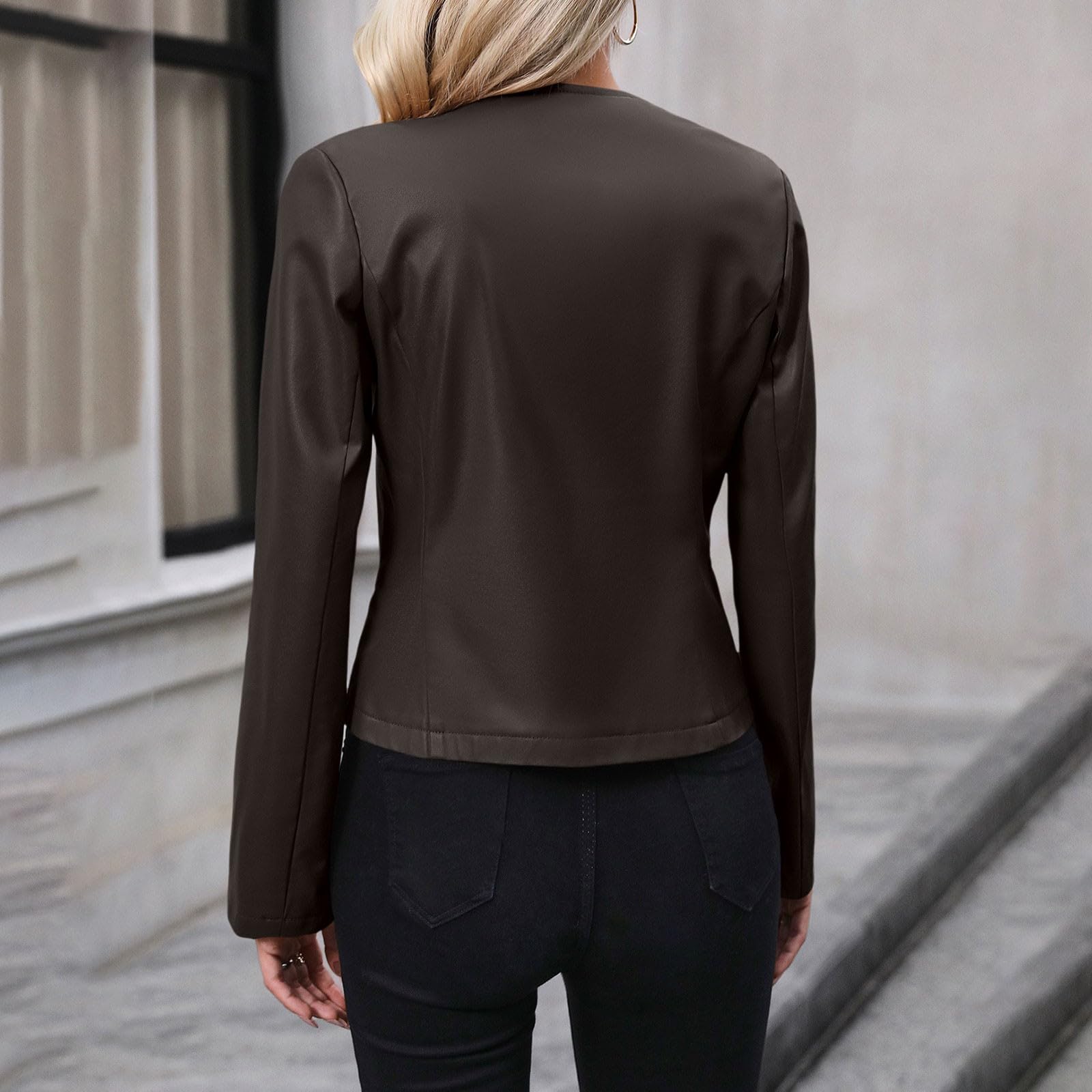 Cappotto in pelle sintetica resistente da donna, elegante giacca con cerniera, vestibilità aderente e design moderno, per abbigliamento professionale o casual