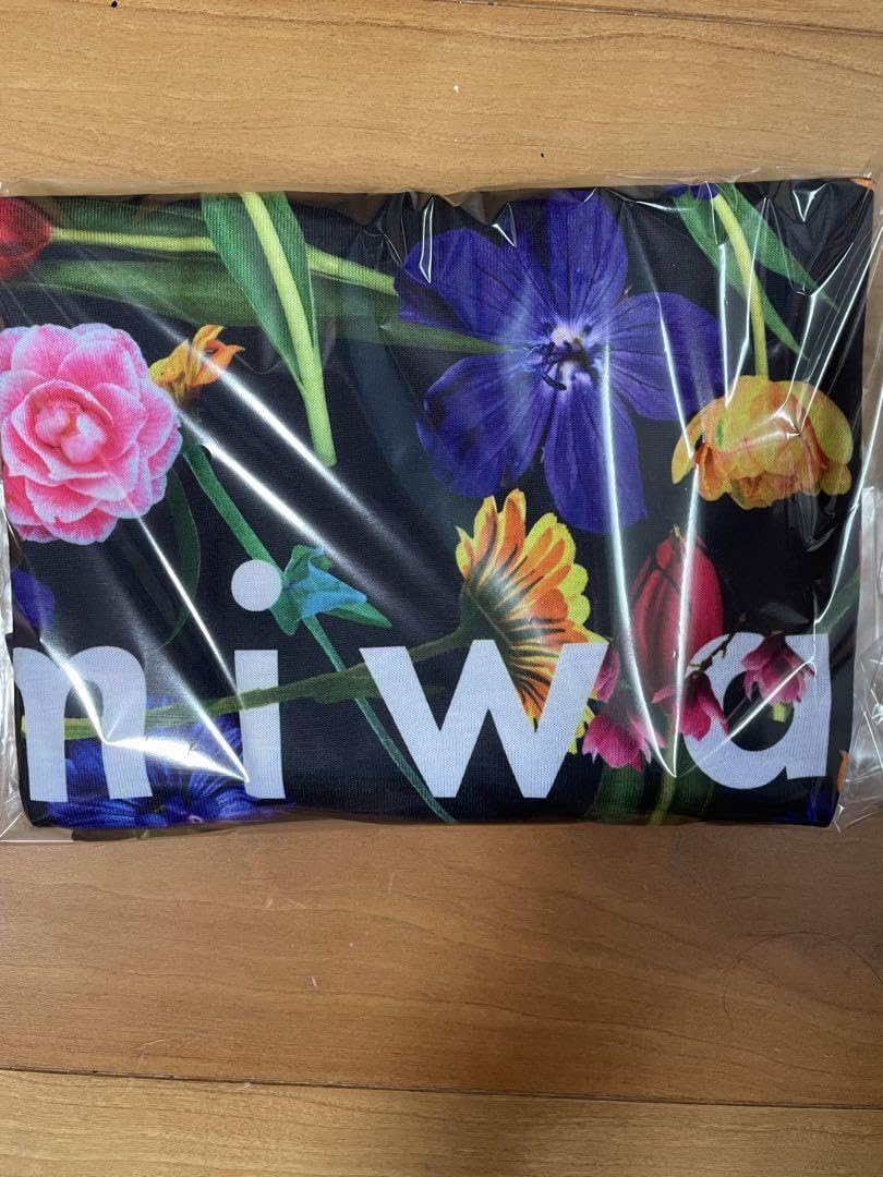 限定　miwa デカTシャツ Flower Ver. ブラック Amazon.co.jp: miwa デカTシャツ Flower Ver. ブラック : おもちゃ