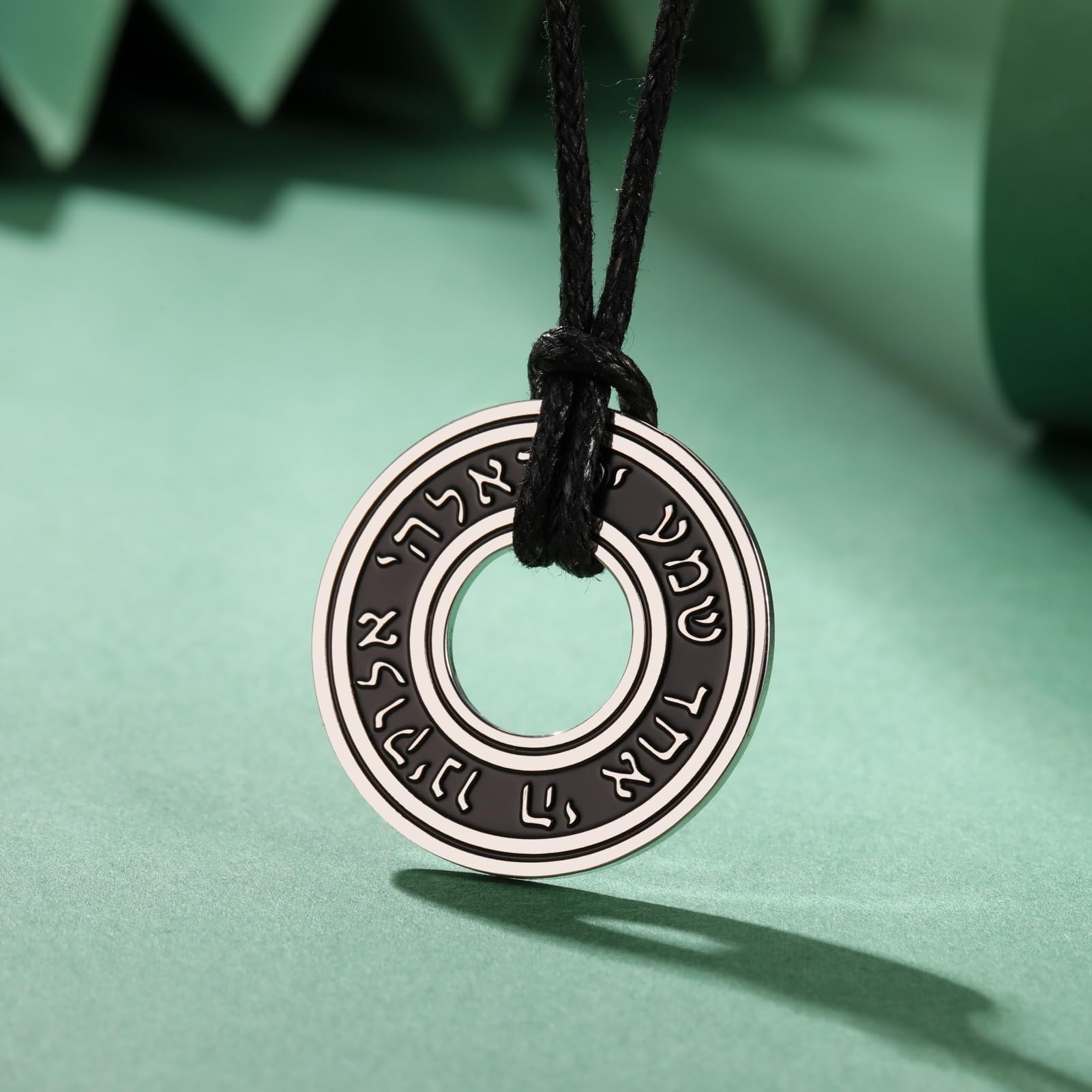 TEAMER Shema Yisrael Necklace Jewish Prayer Hear O Necklace Stainless Steel Hebrew Pendant Religious Vintage Jewelry for Men Women