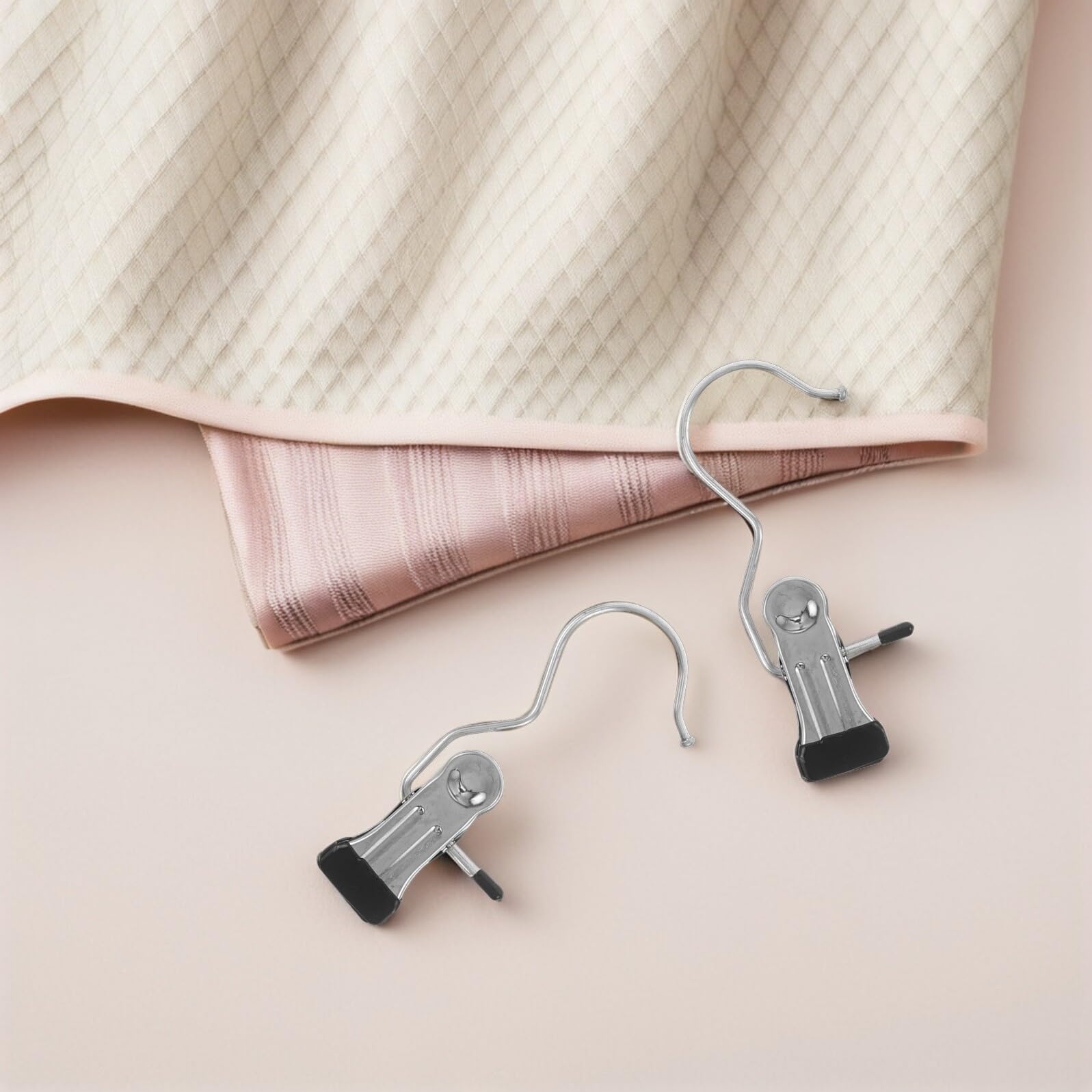ERINGOGO 80 pezzi Mollette per Bucato in Acciaio Inossidabile Clip Appendini Resistenti per Pantaloni Calzini Guanti e Cappelli Ganci Salvaspazio per Armadio e Viaggio Clip Multiuso