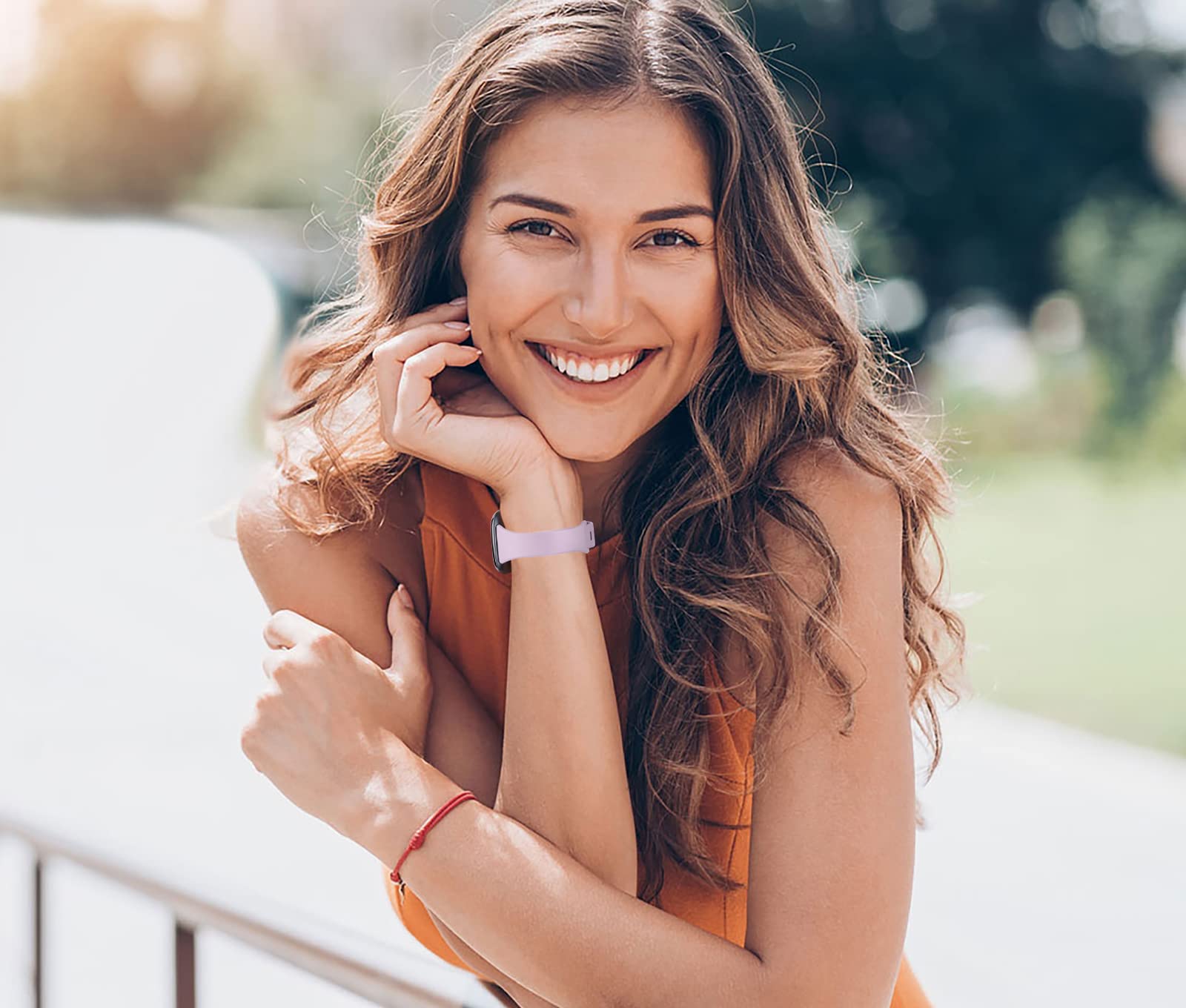 Oielai Cinturino Compatibile con Fitbit Versa 4/3, Sense/Sense 2 - Sportivo in Silicone Sottile per Donna e Uomo, Piccolo