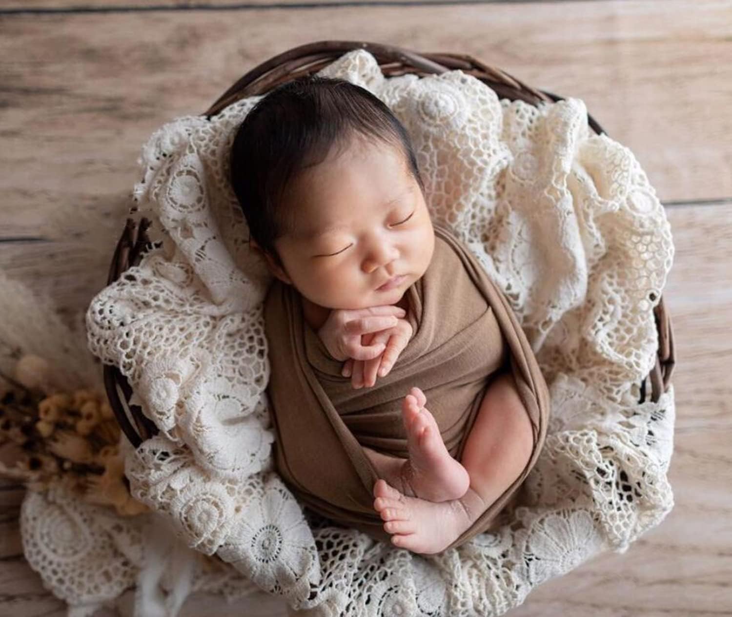 Honra Orraphtstu Baby Photography Props Lace Blanket for Newborn Photoshoot Layers Photo Posing Backdrop Boho (M, Beige)