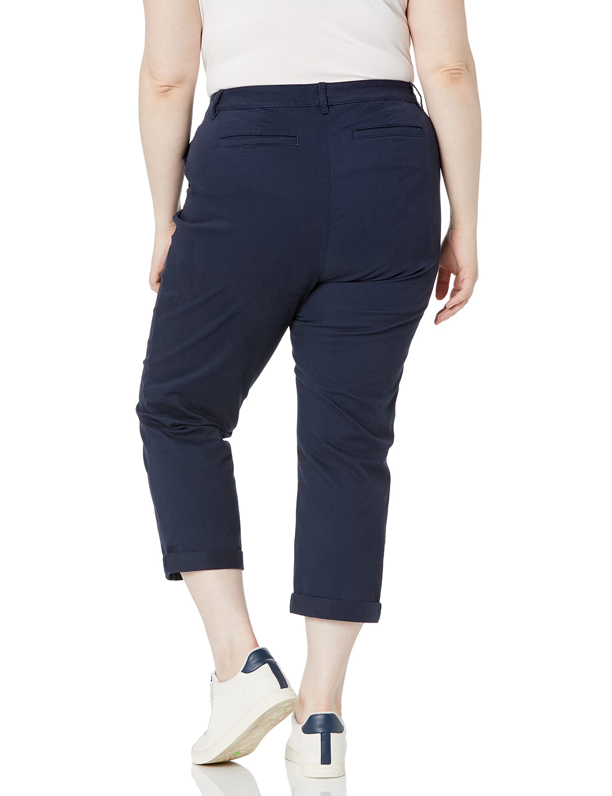 Amazon Essentials Pantalon Chino Court et Extensible, Taille Mi-Haute, Coupe Cintrée et Jambes Fuselées (Disponible en Grandes Tailles) Femme